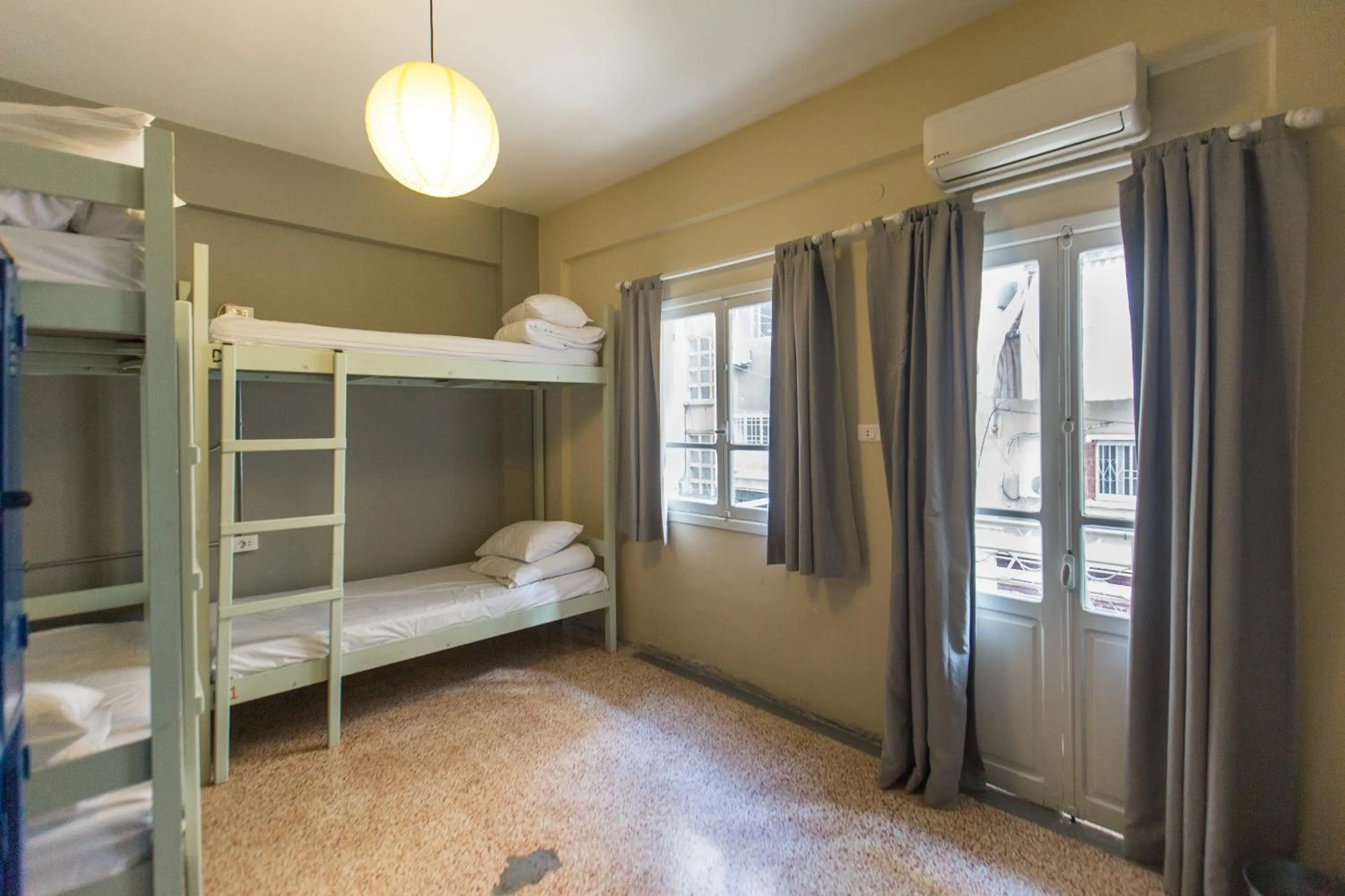 bunk bed, Bed in The Grand Meshmosh Hotel