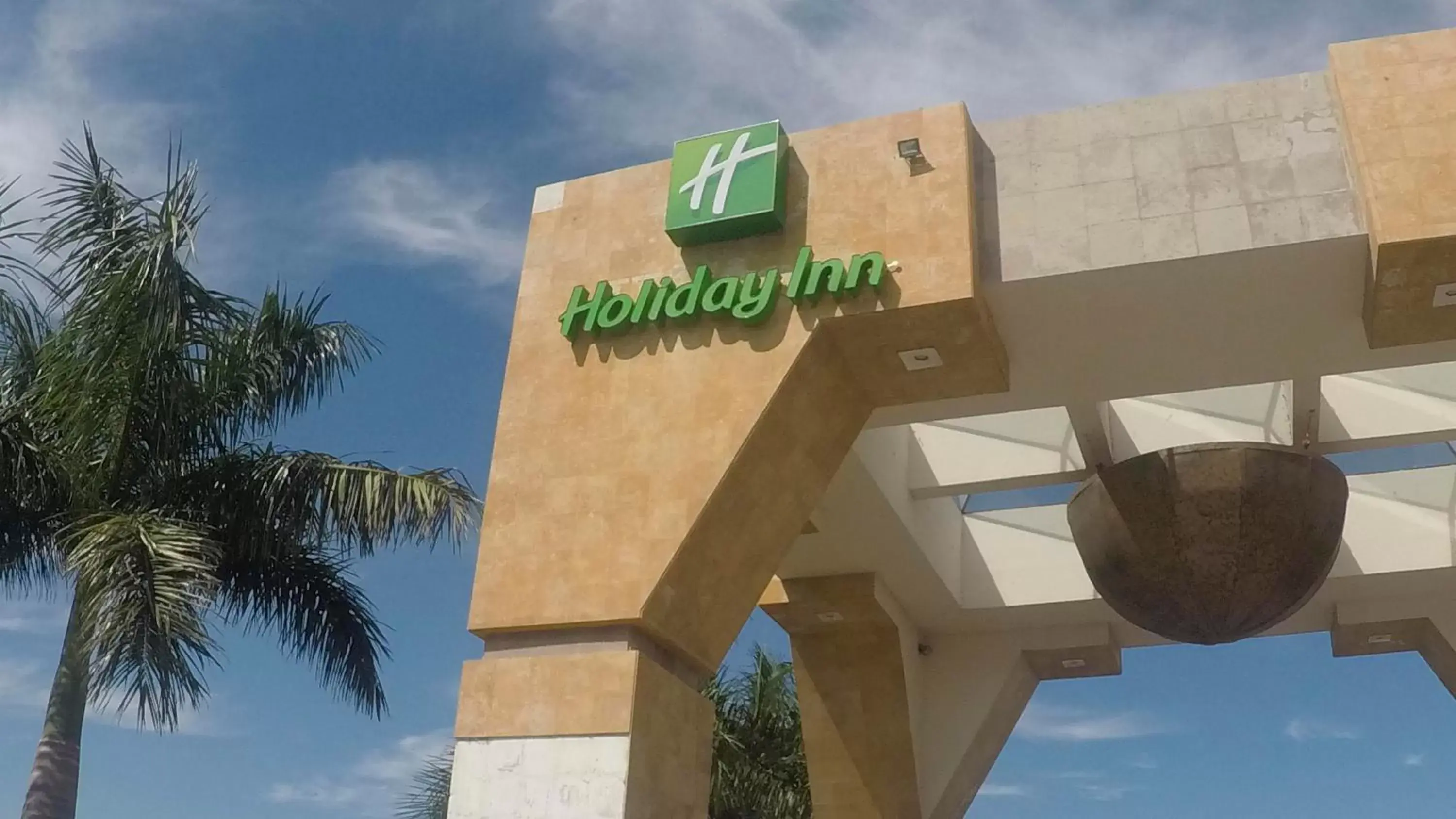 Property building in Holiday Inn - Villahermosa Aeropuerto, an IHG Hotel