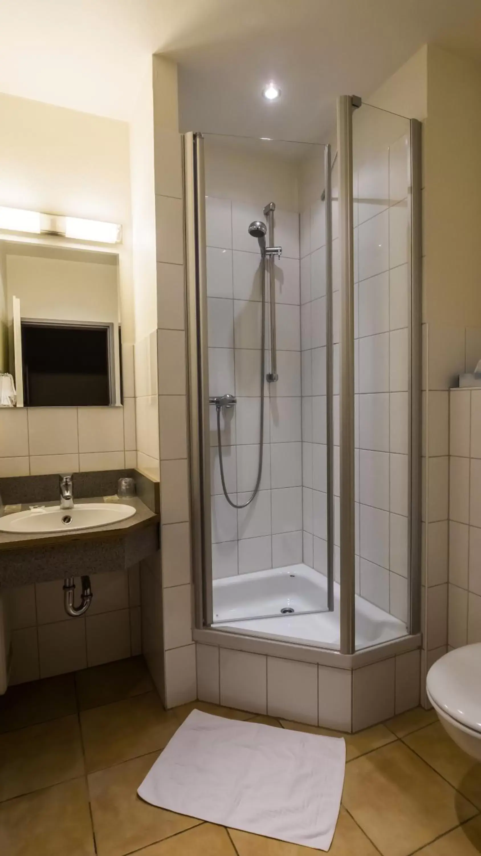 Shower, Bathroom in Hotel Kieler Förde