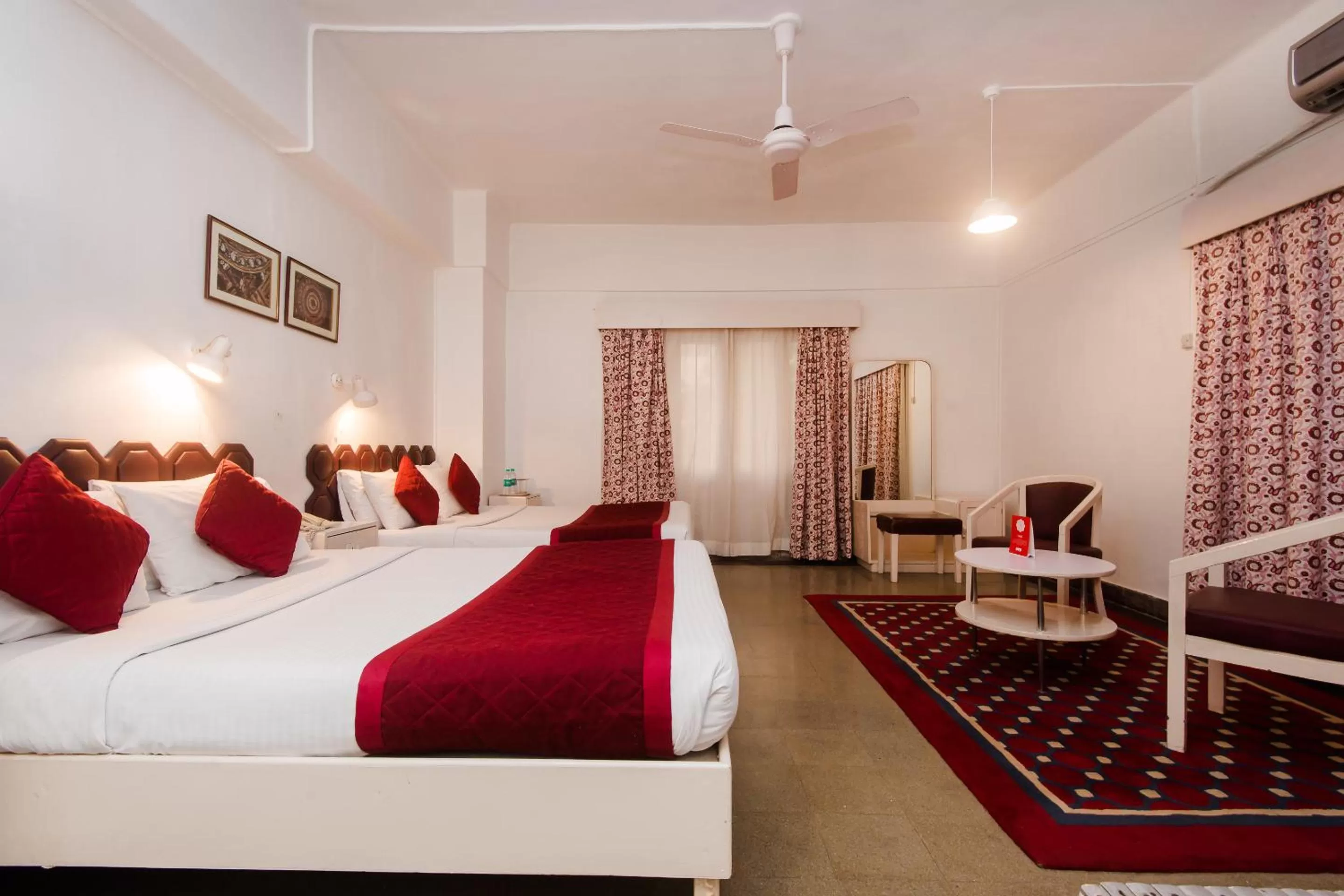 Bedroom, Bed in West End Hotel Opp Bombay Hospital