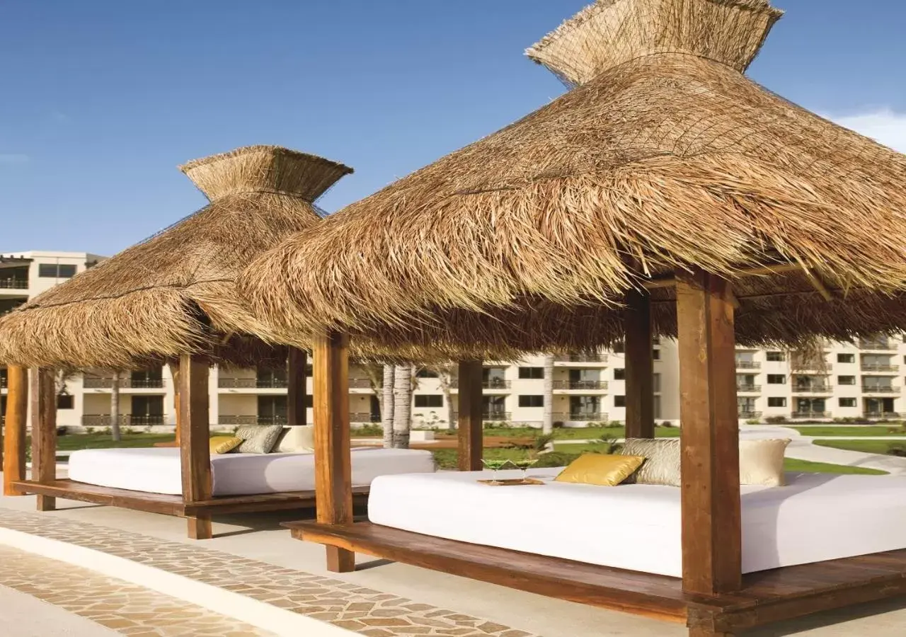 Balcony/Terrace, Swimming Pool in Dreams Riviera Cancun Resort & Spa - All Inclusive