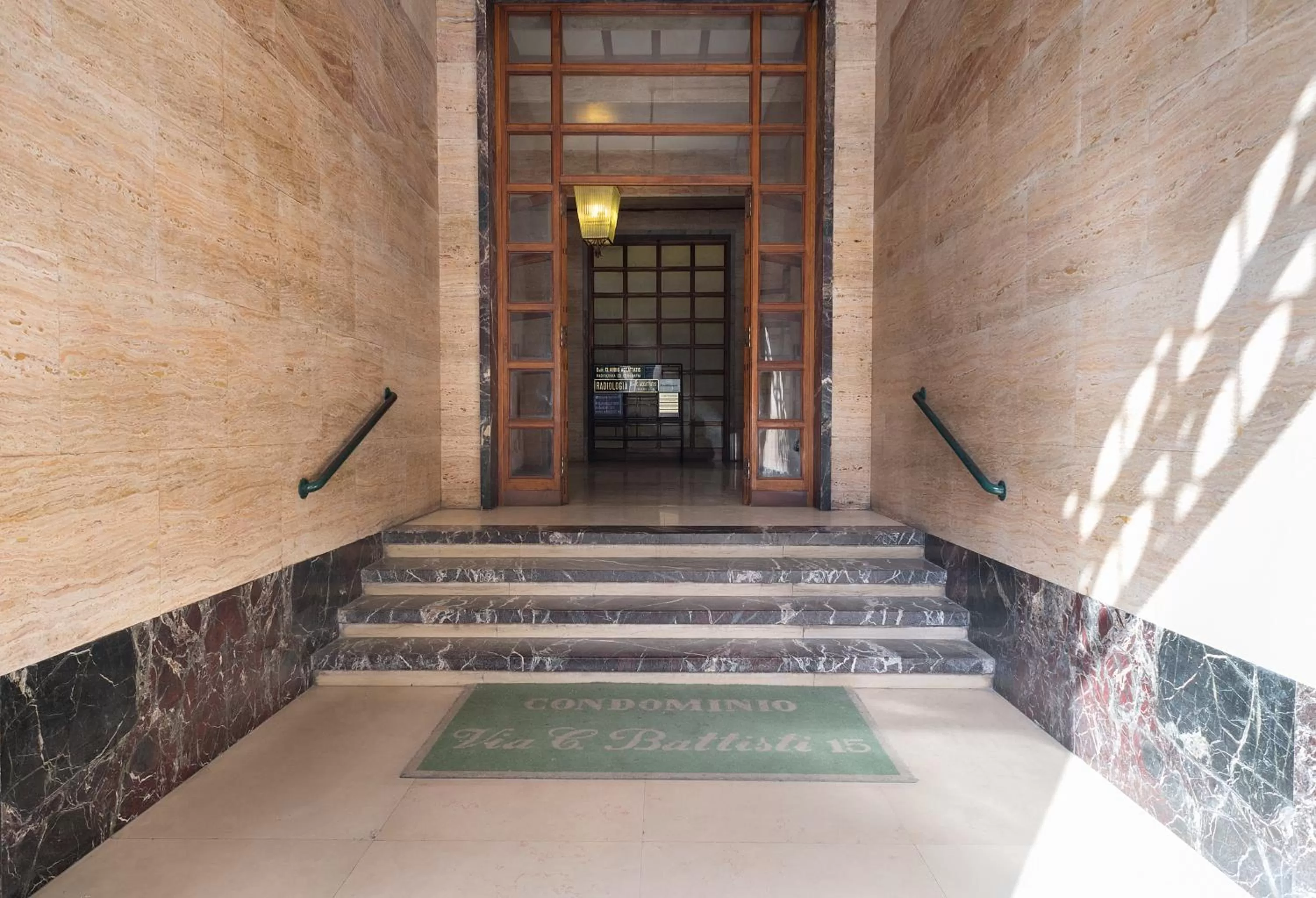 Property building in B&B Toledo one