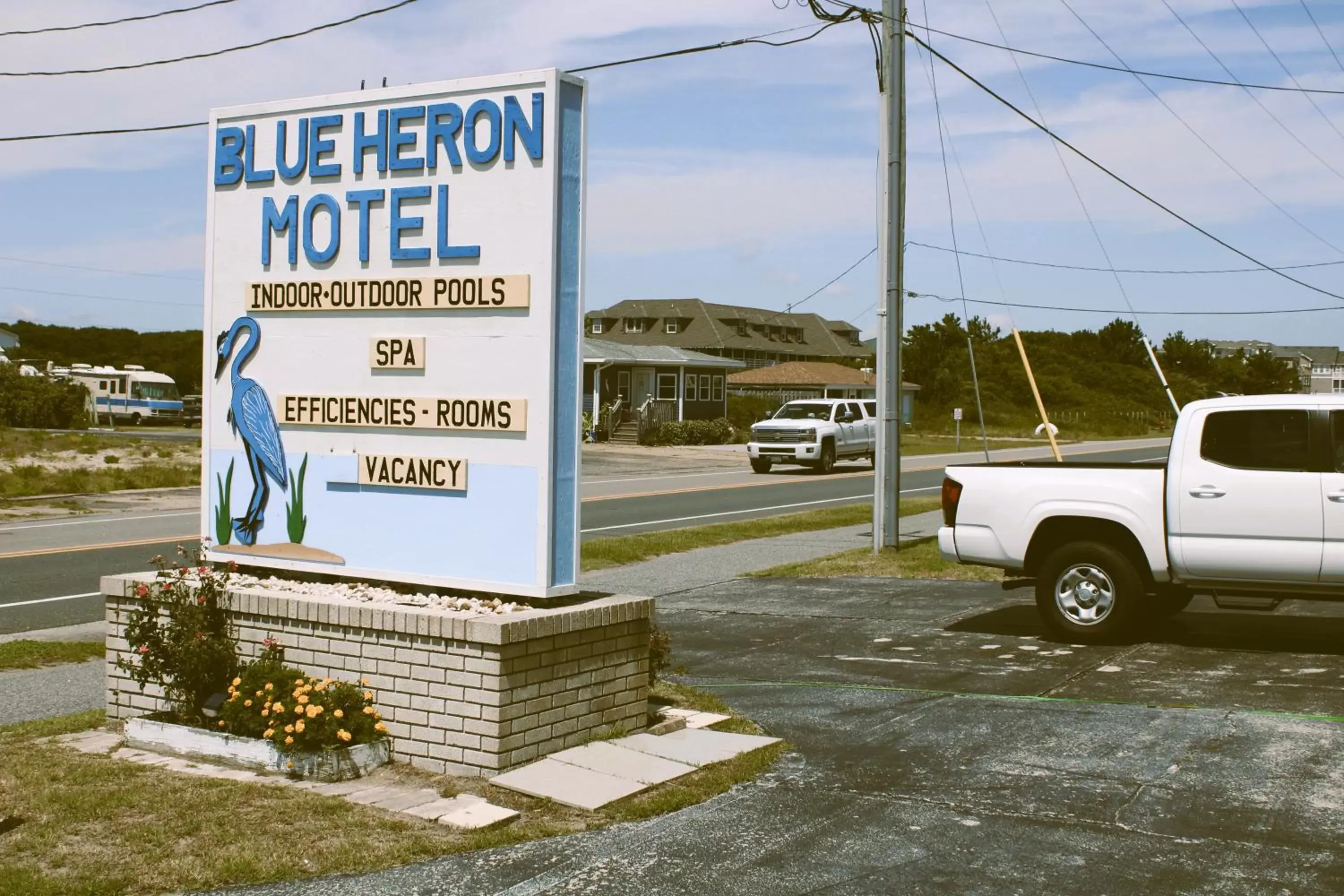 Day in Blue Heron Motel