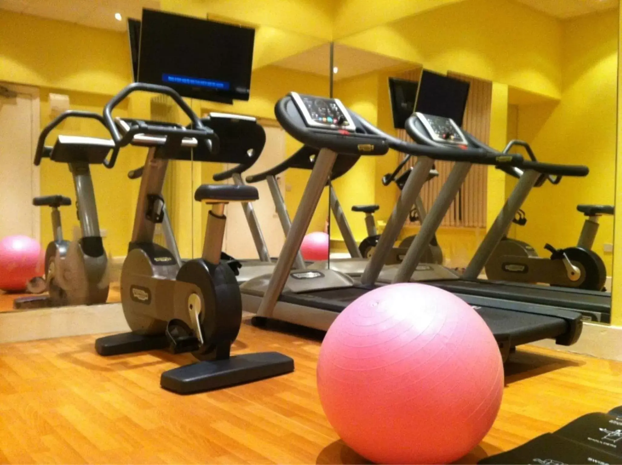 Fitness centre/facilities, Fitness Center/Facilities in Burn How Garden House Hotel