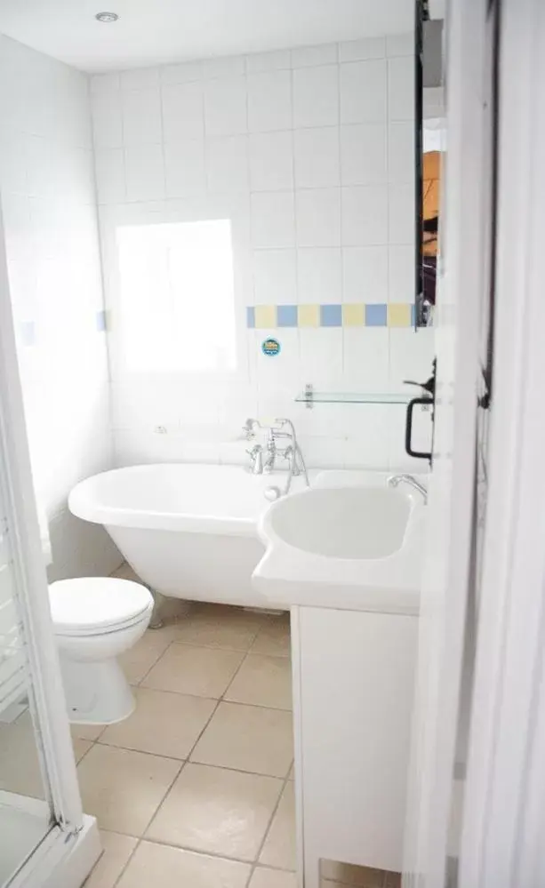Shower, Bathroom in The Bay View Inn