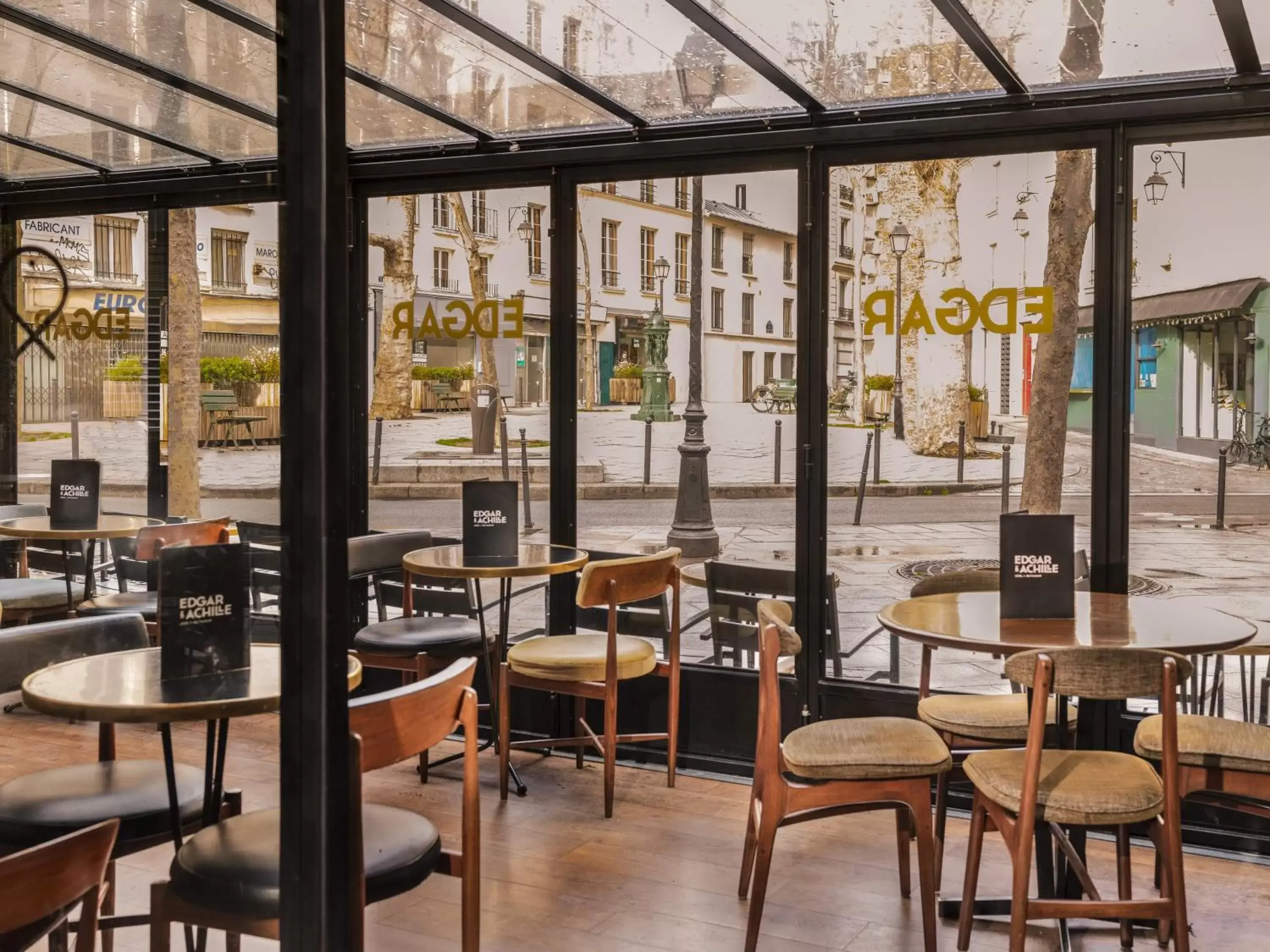 Patio, Restaurant/Places to Eat in Hôtel Edgar & Achille