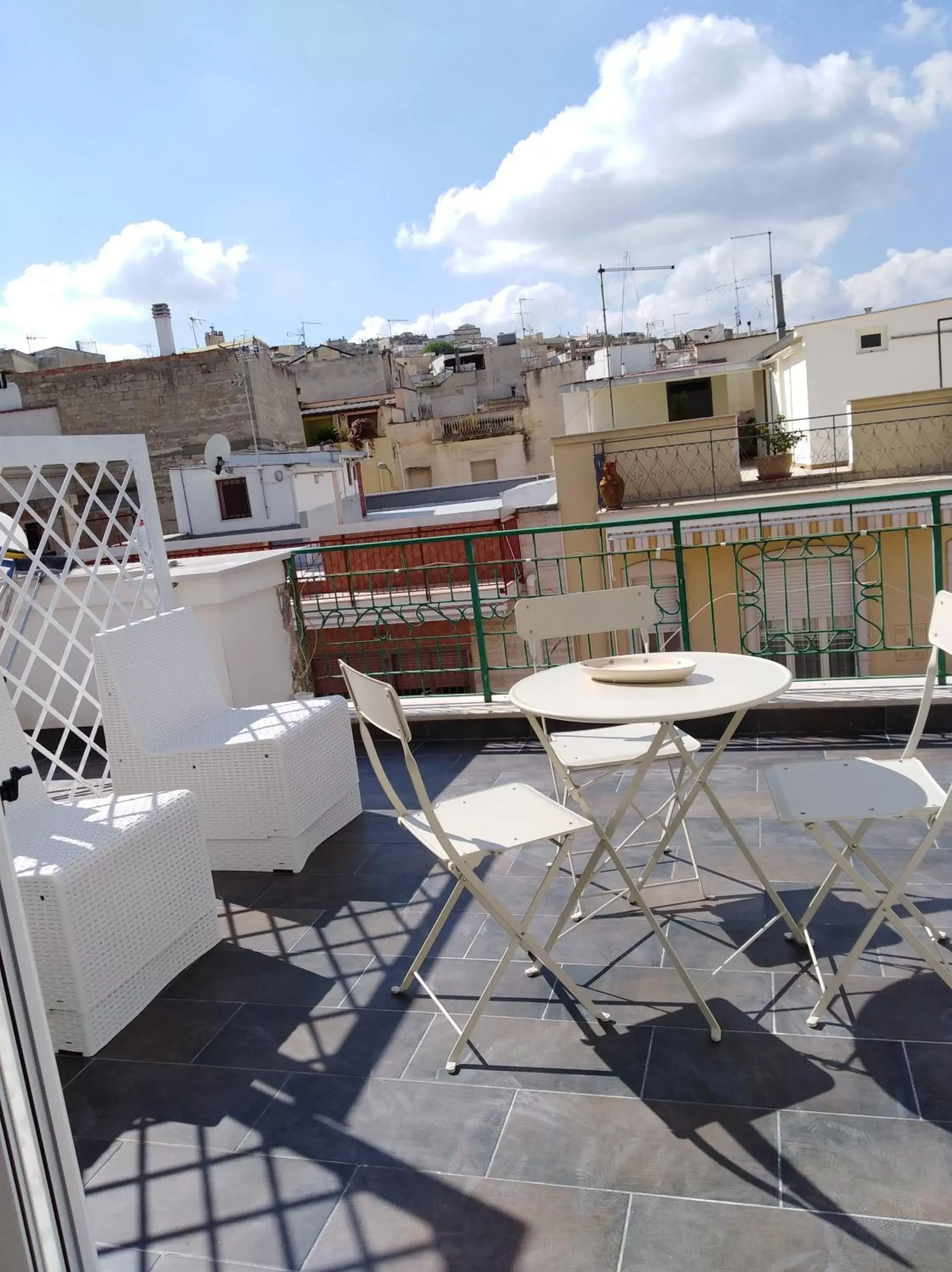 Balcony/Terrace in DomuS al Corso B&B