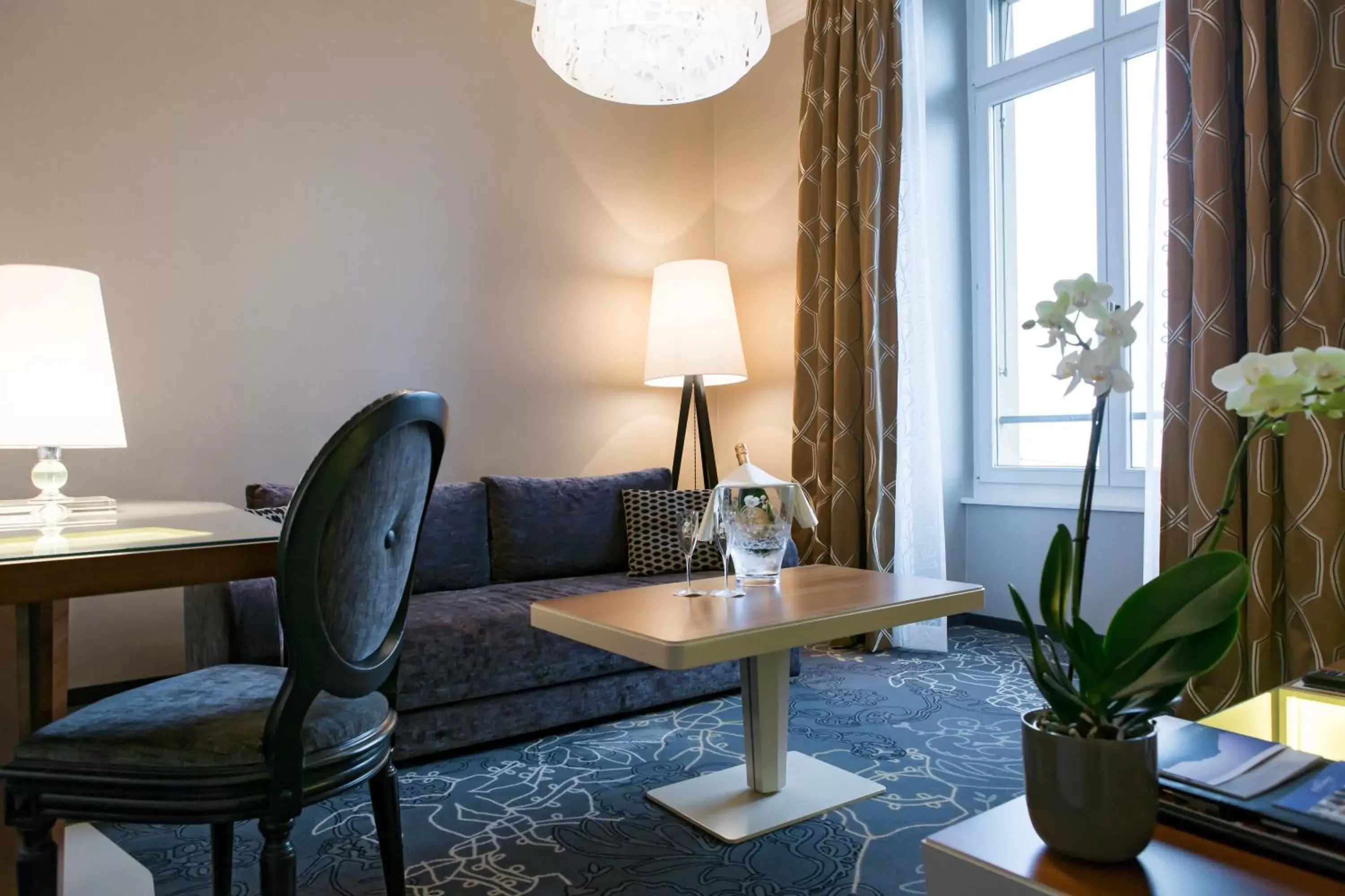 Seating Area in Hotel Schweizerhof Luzern