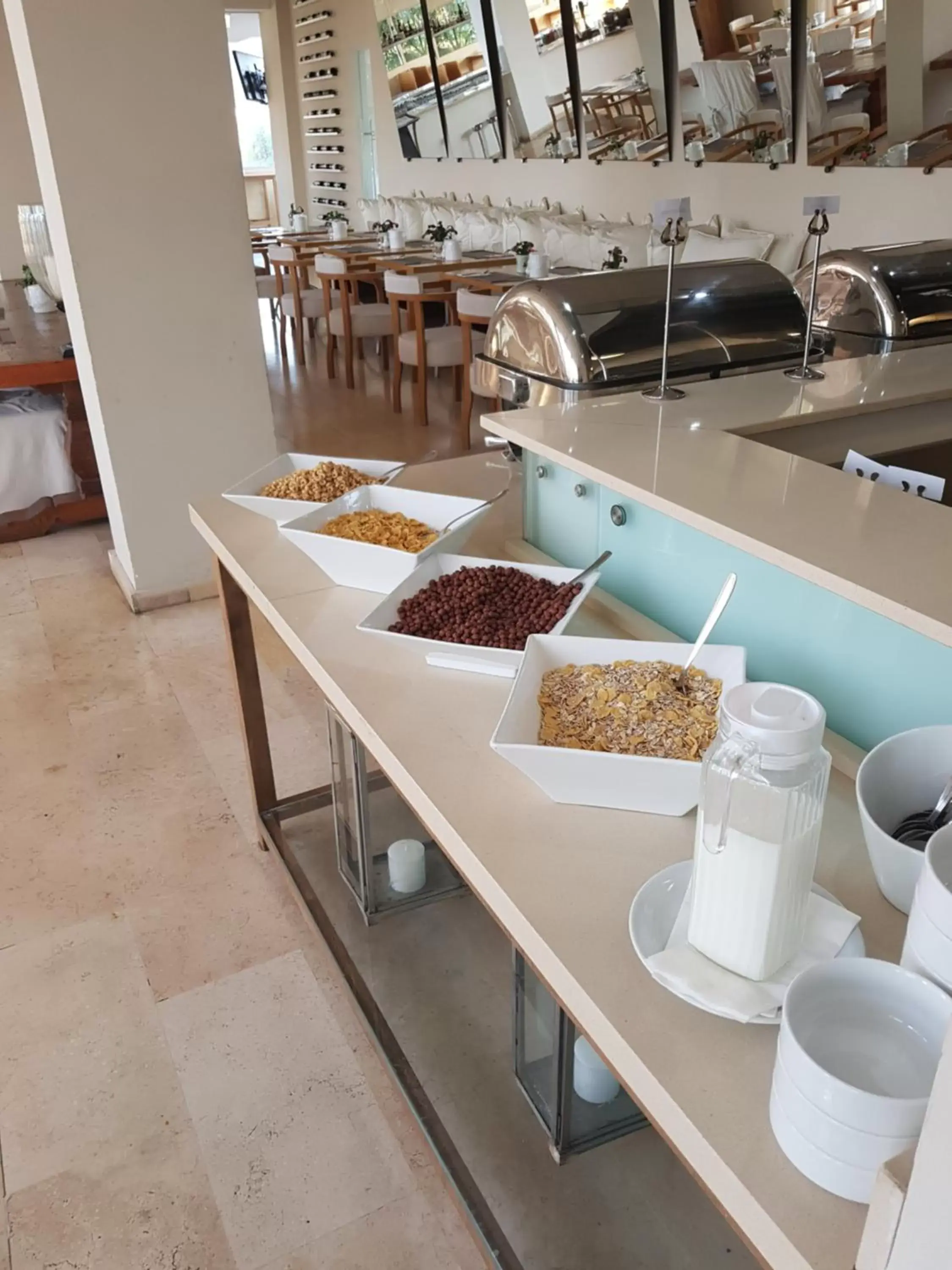 Buffet breakfast in E-Hotel Larnaca Resort & Spa
