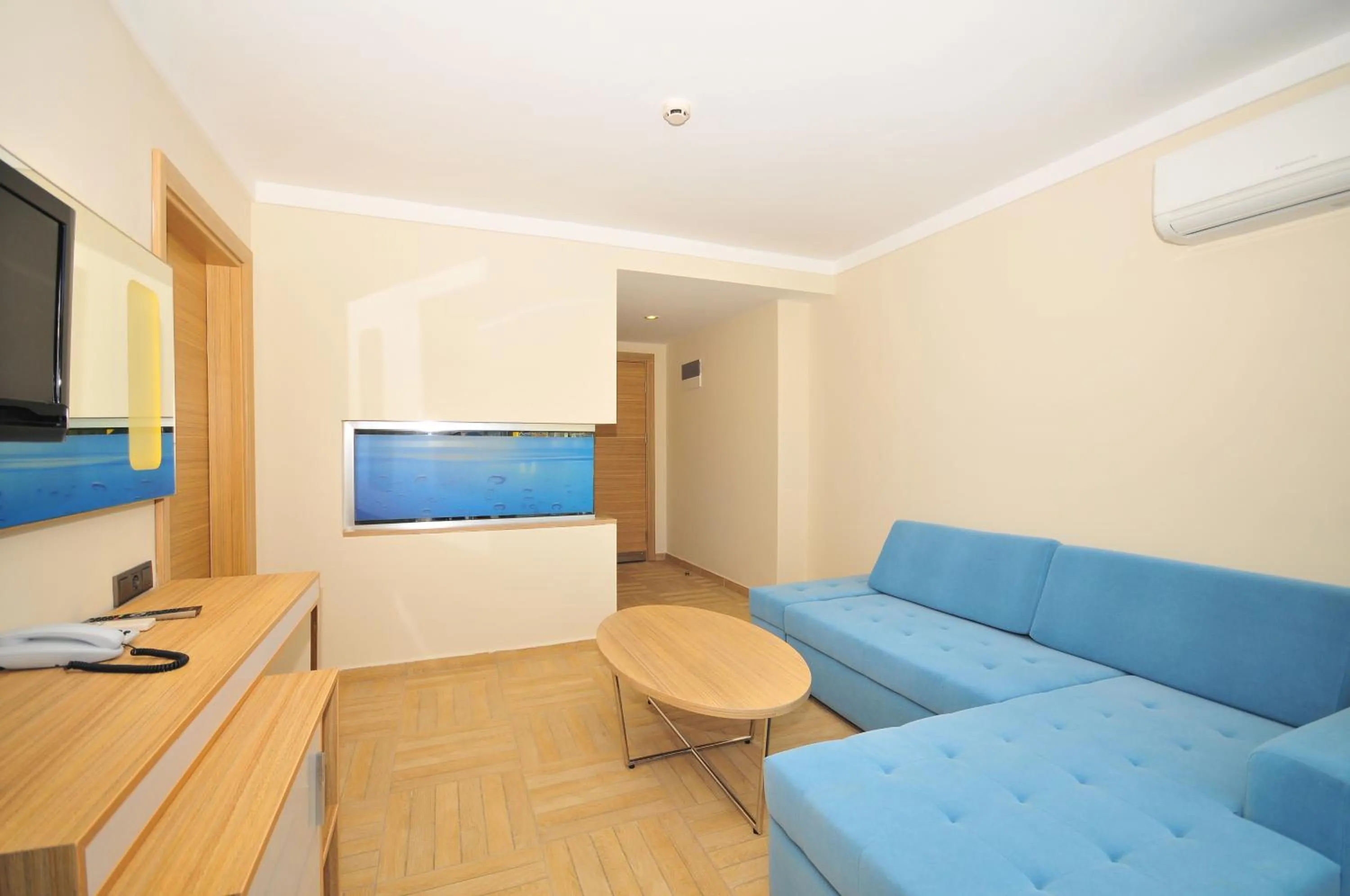 Living room in Blue Bay Platinum