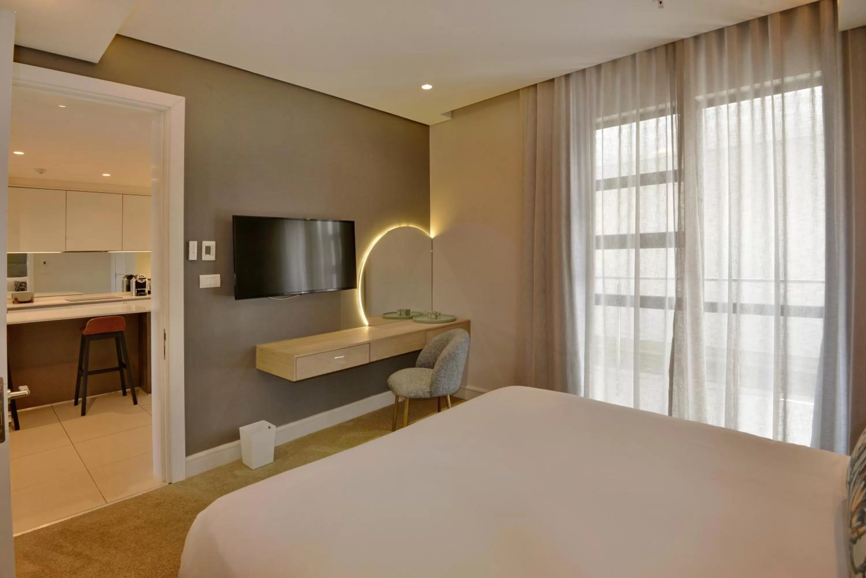 Bed in The Houghton Hotel, Spa, Wellness & Golf