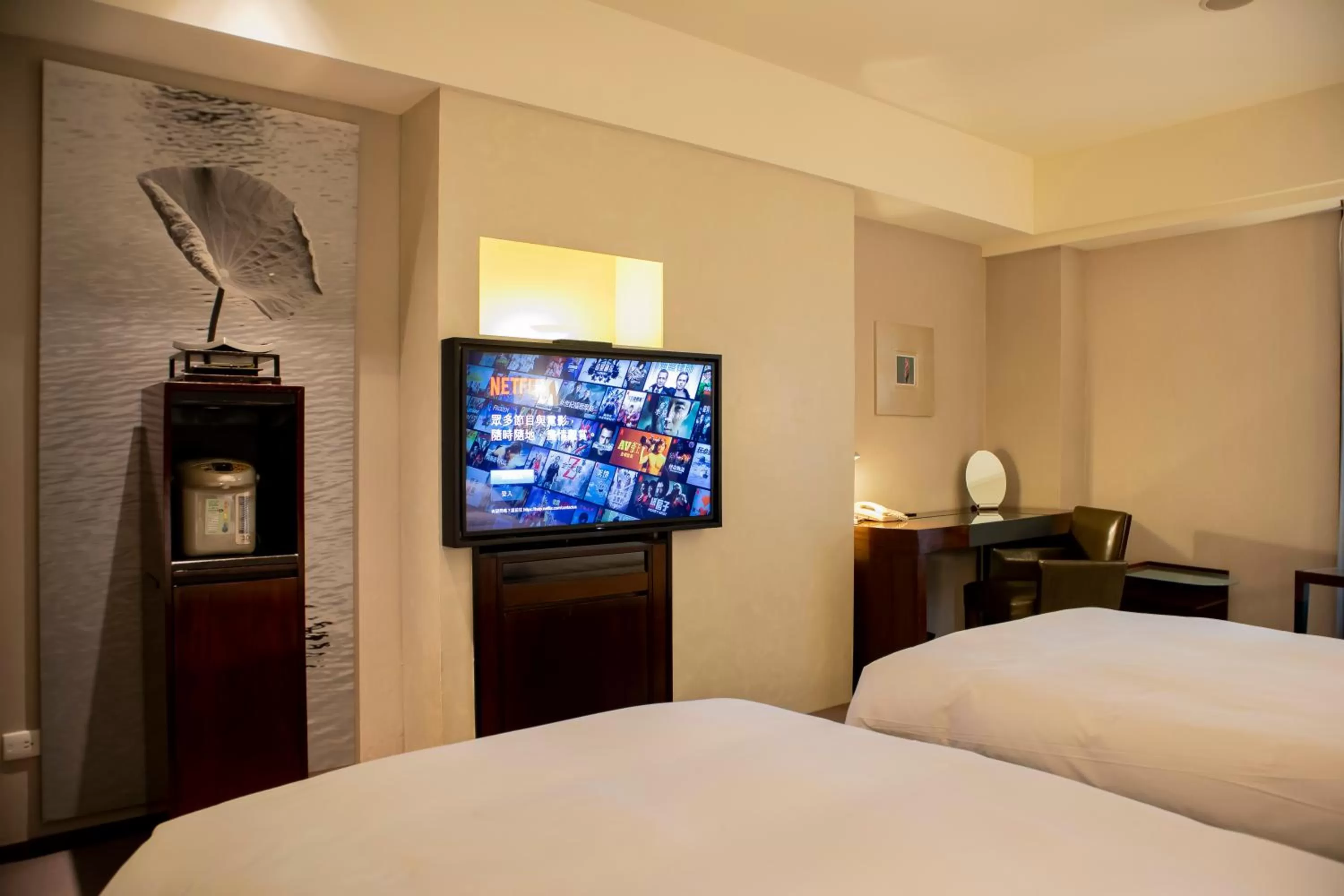 Bedroom, Bed in Les Suites Taipei - Da An