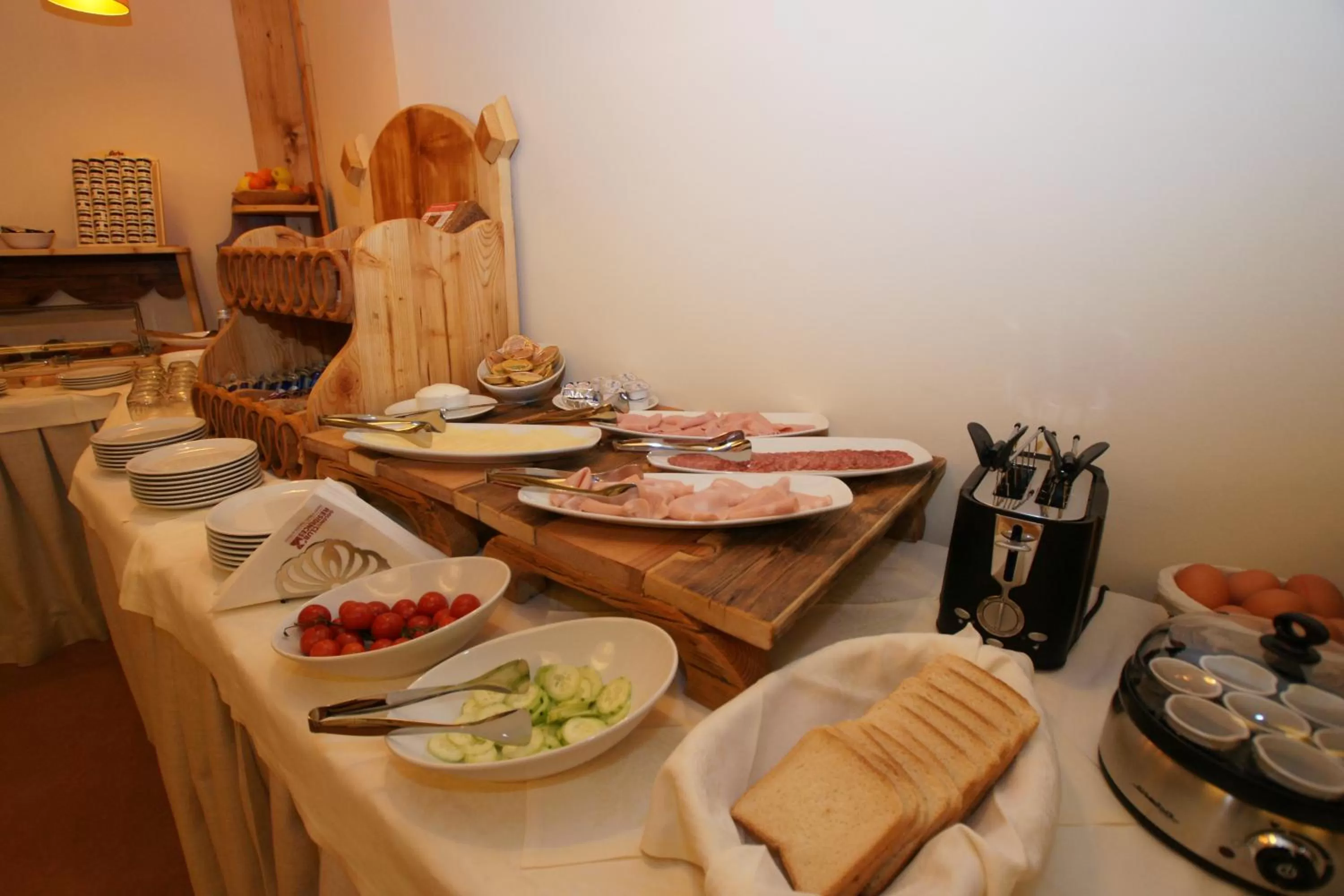 Buffet breakfast in Adler ApartHotel