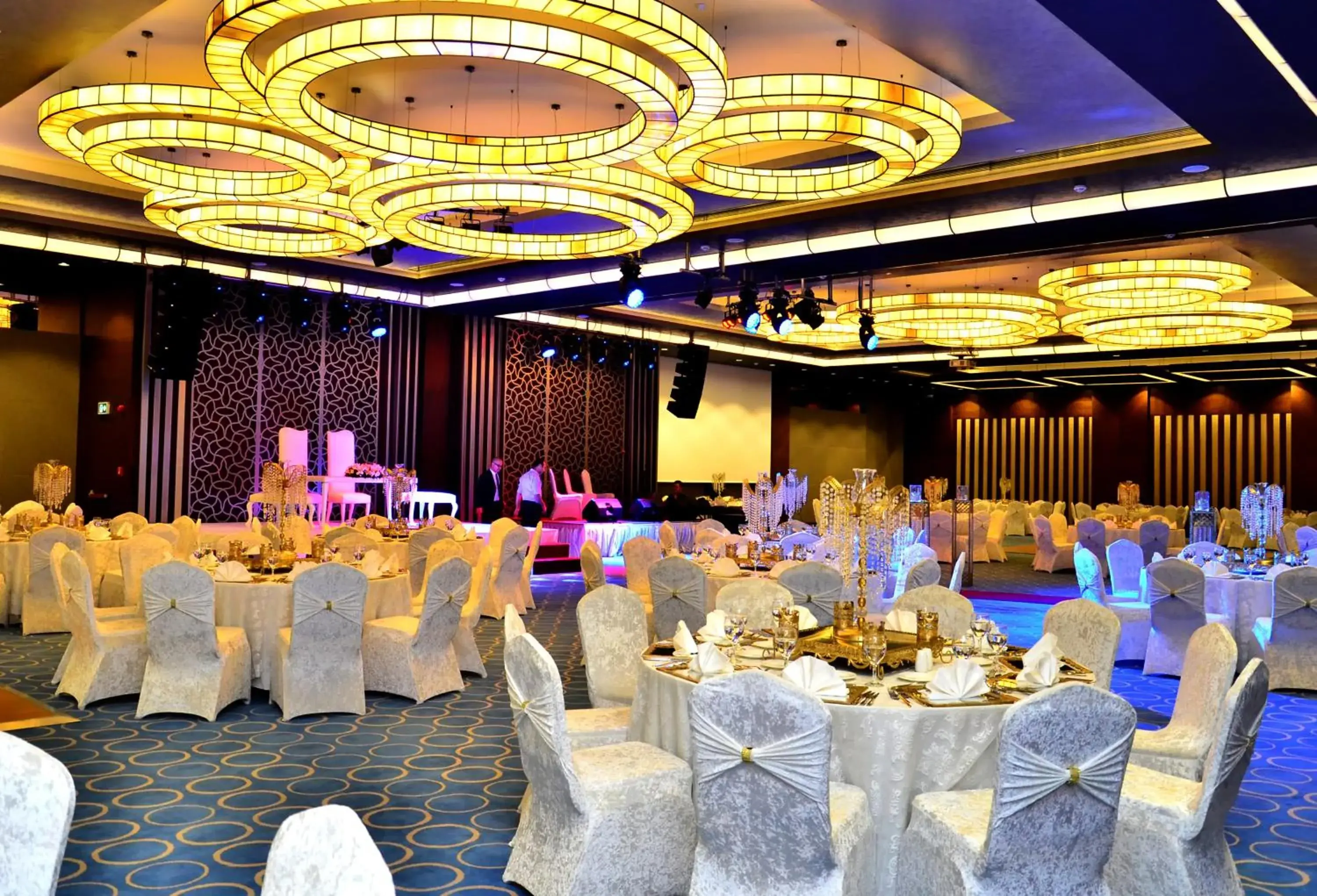 Banquet/Function facilities, Banquet Facilities in Royal Stay Palace Hotel