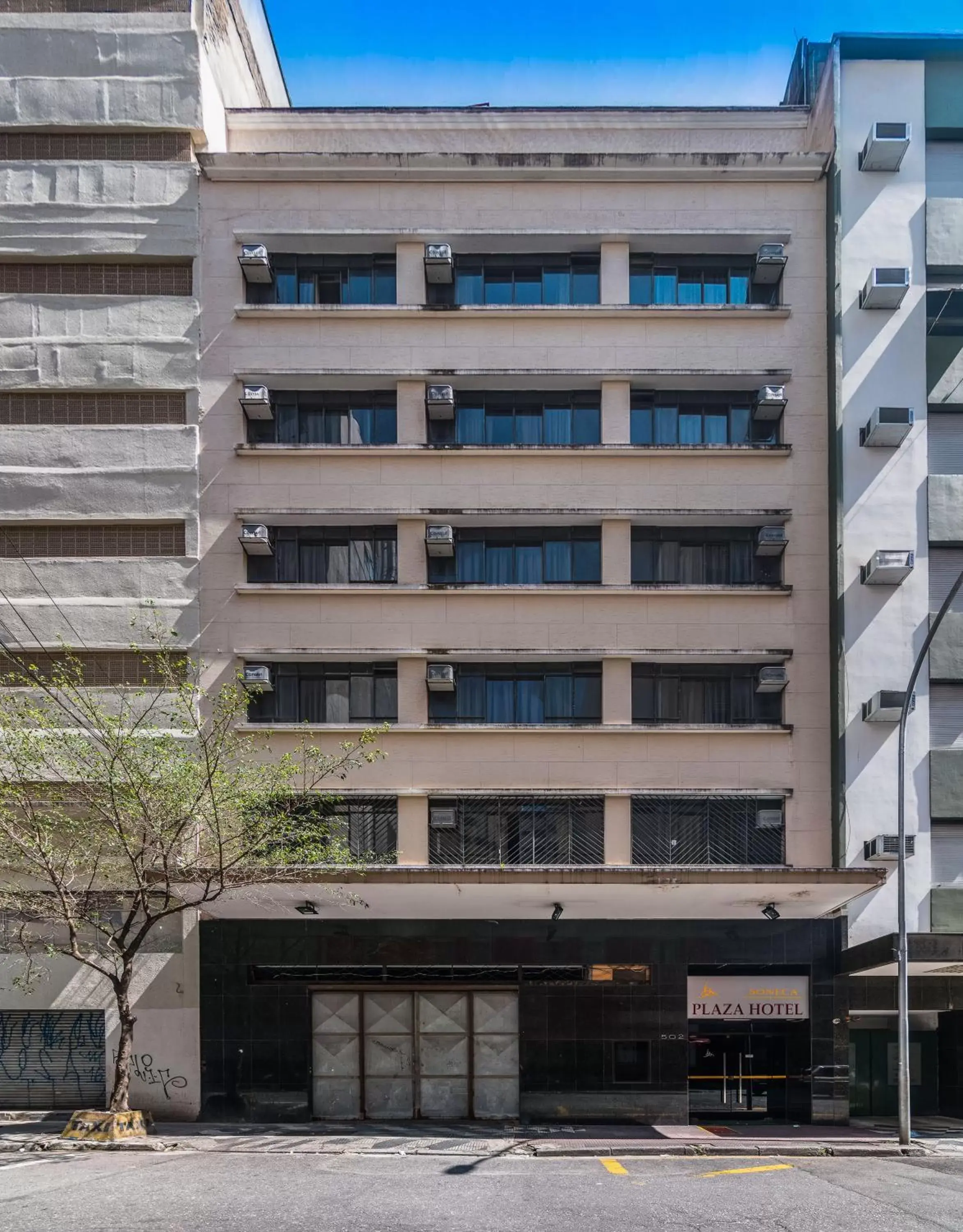 Facade/entrance, Property Building in Soneca Plaza Hotel