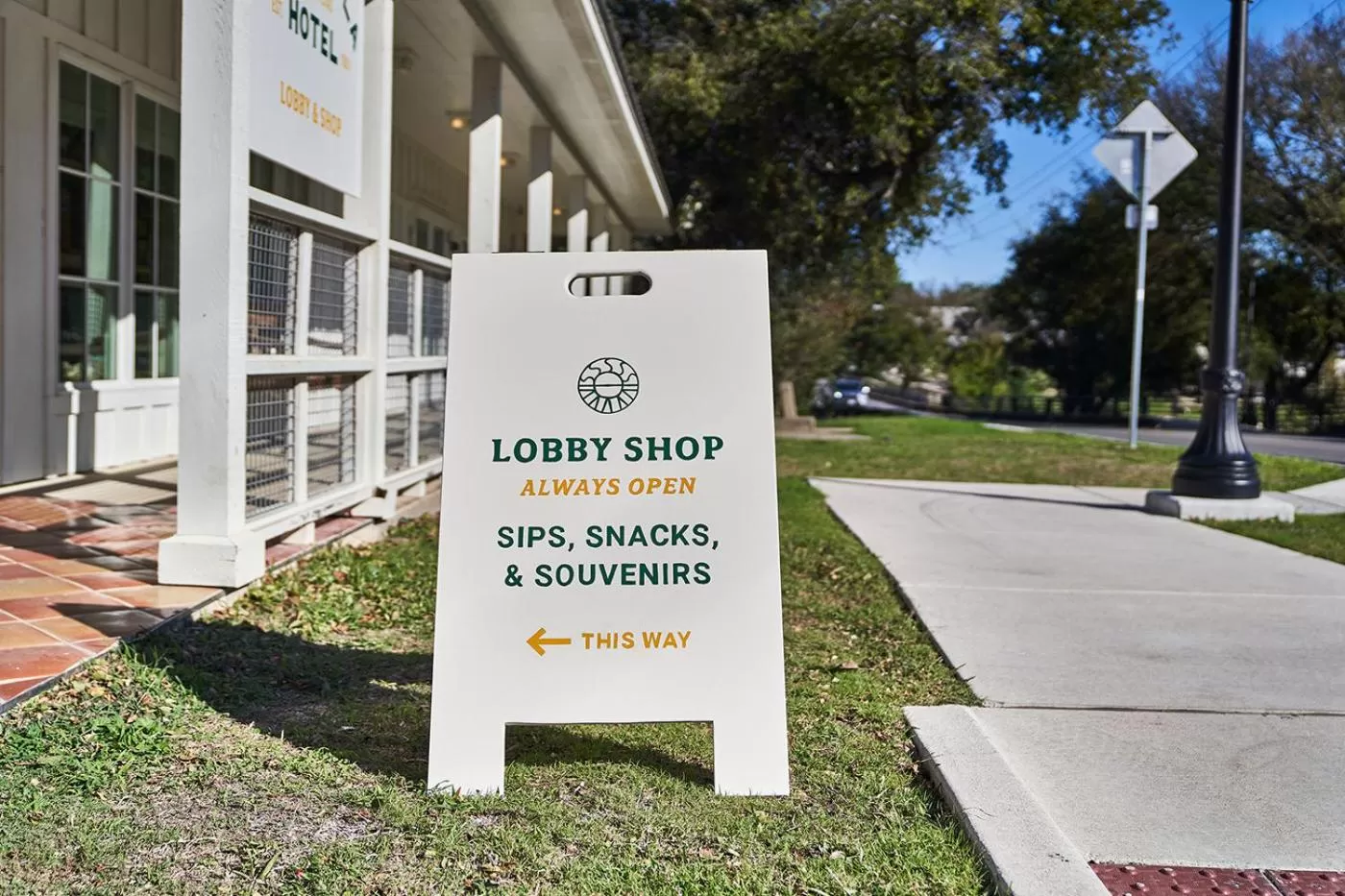 Lobby or reception in Shady Villa Hotel
