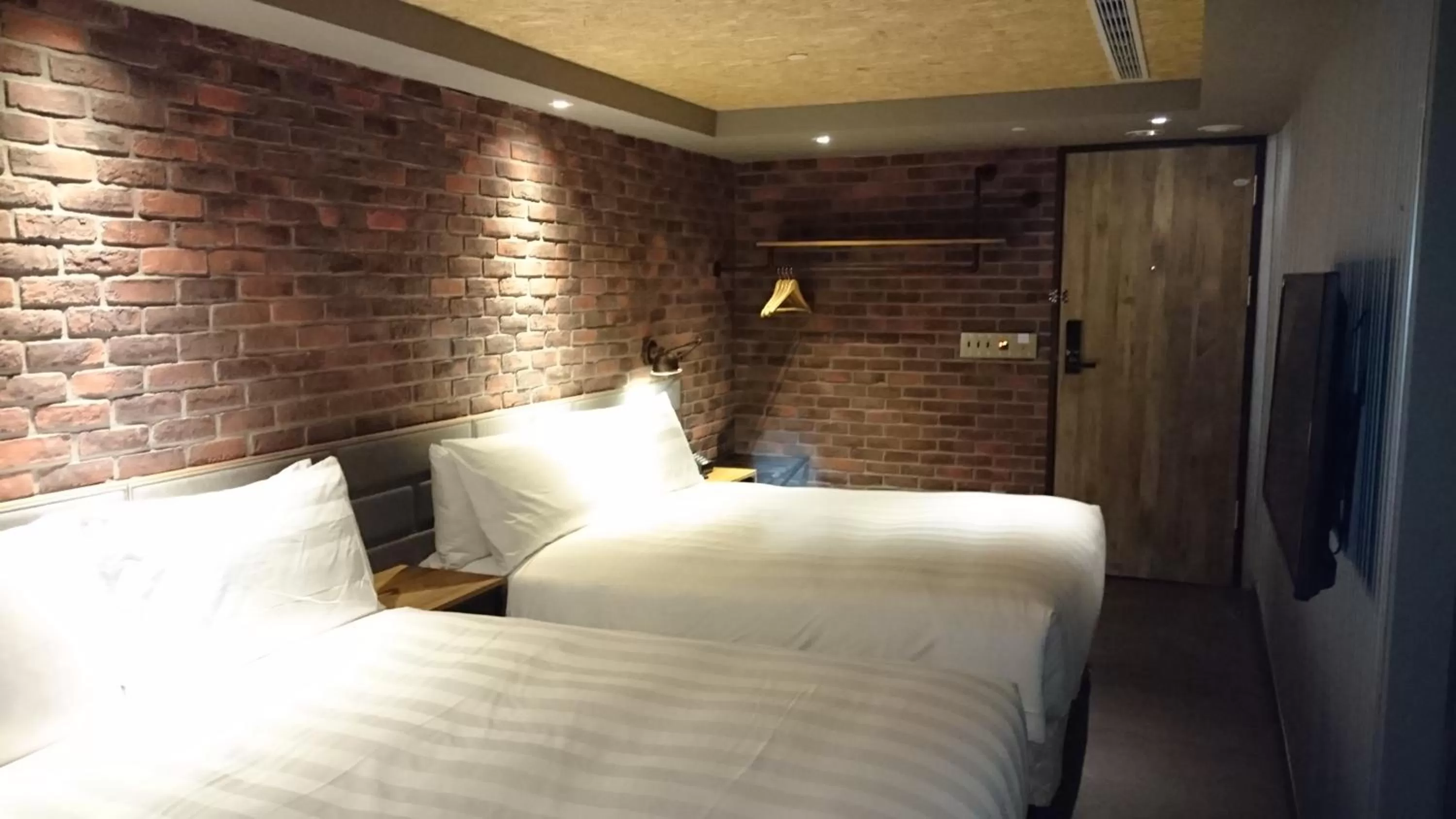 Bed in City Suites - Kaohsiung Pier2