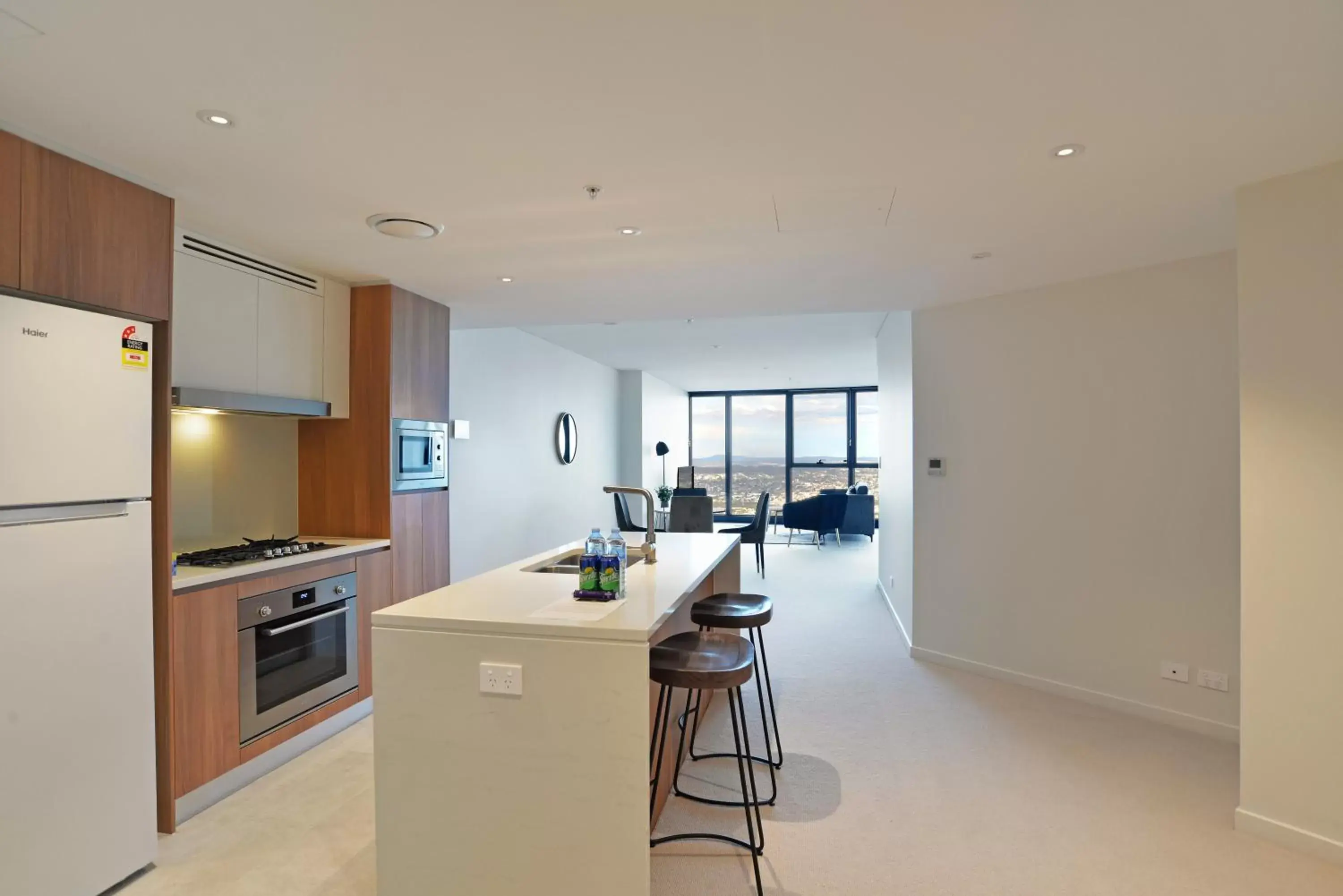 Kitchen or kitchenette, Kitchen/Kitchenette in Brisbane Skytower by CLLIX