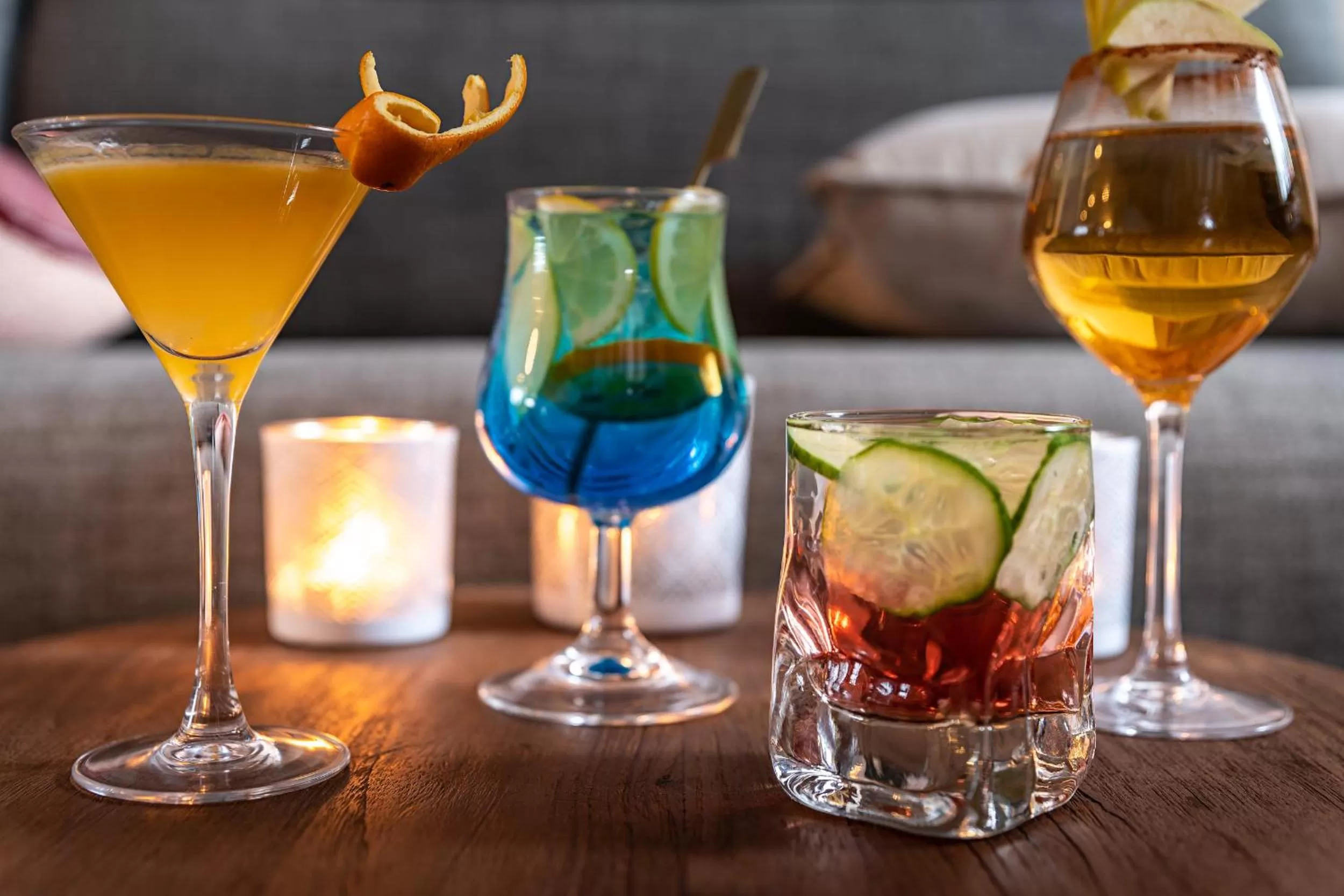 Lounge or bar, Drinks in Hotel Les Arolles