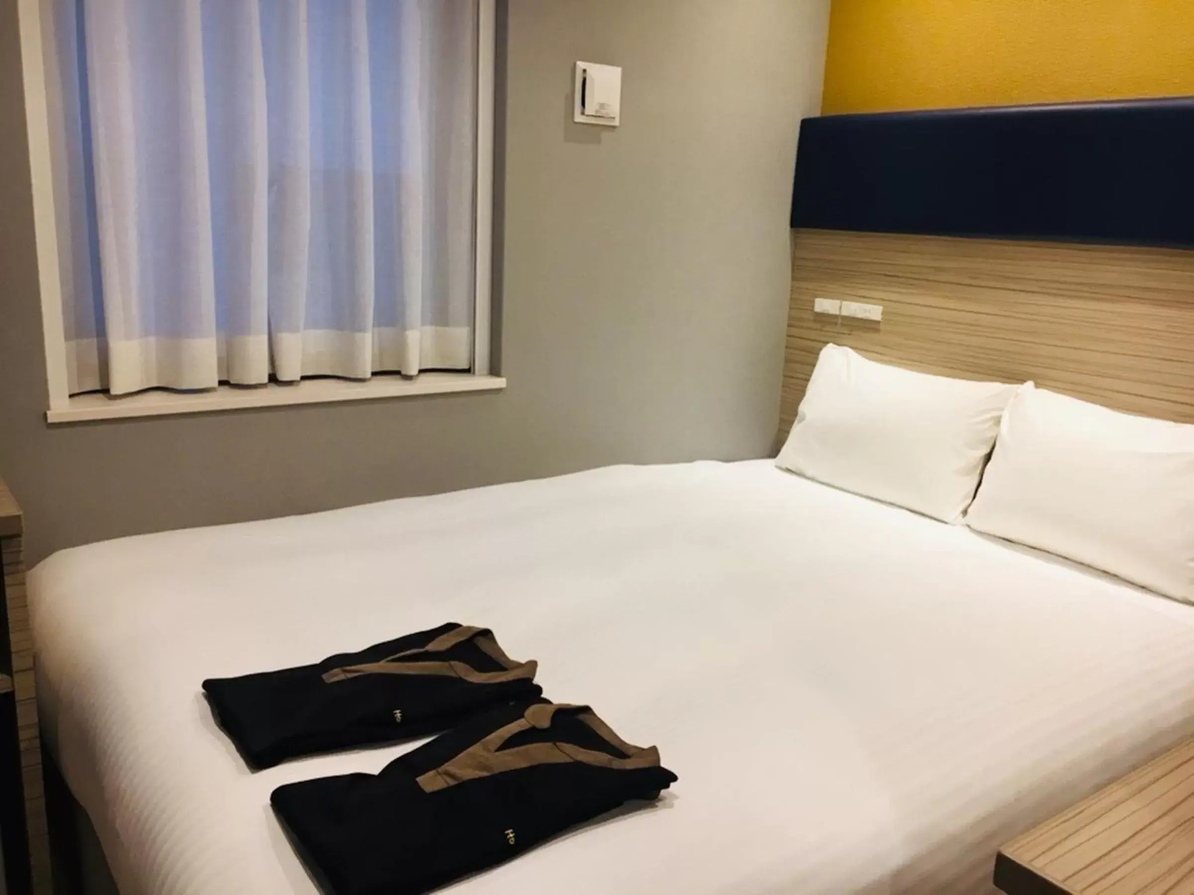 Photo of the whole room, Bed in Hotel WBF Grande Hakata
