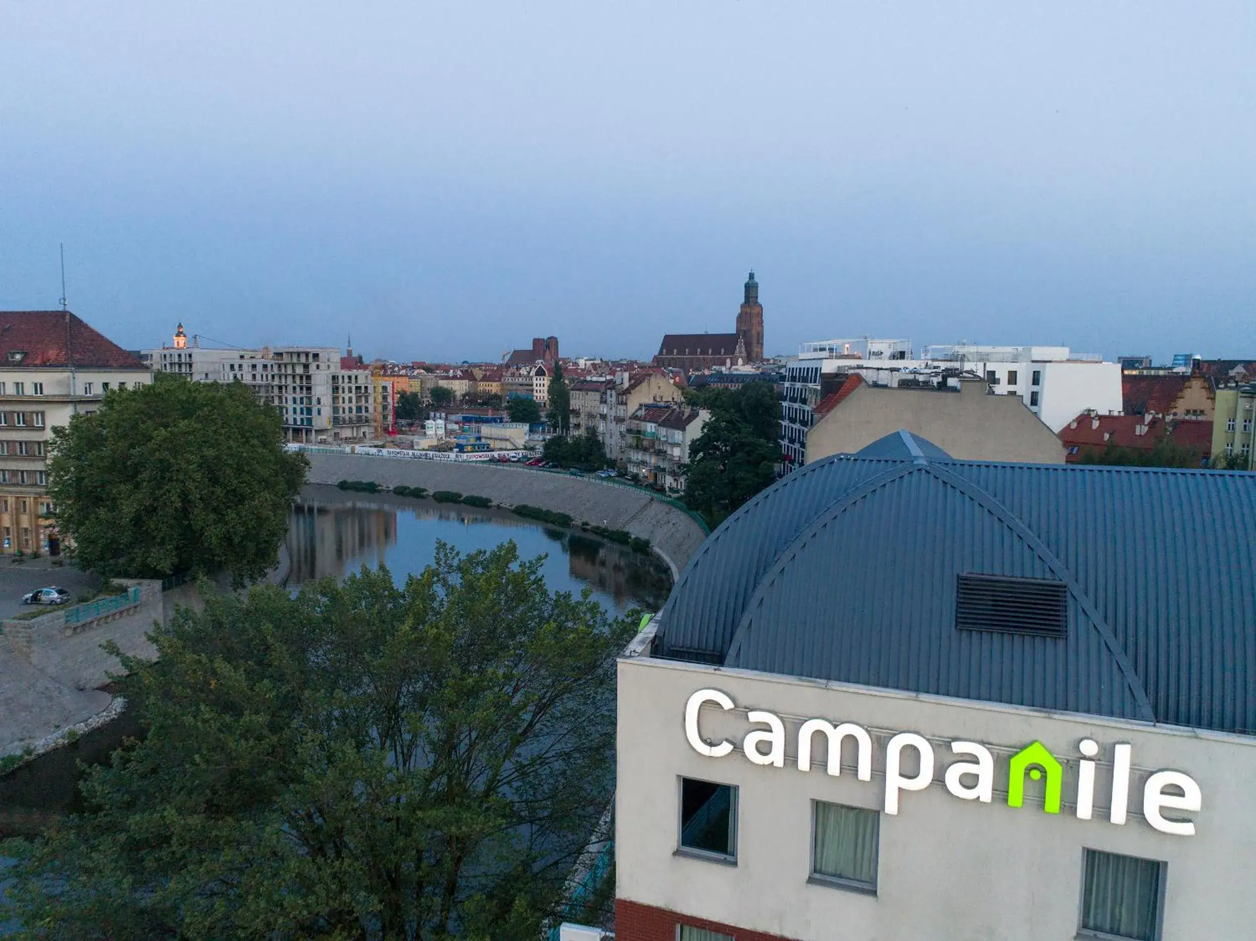 Property building in Campanile Hotel Wroclaw