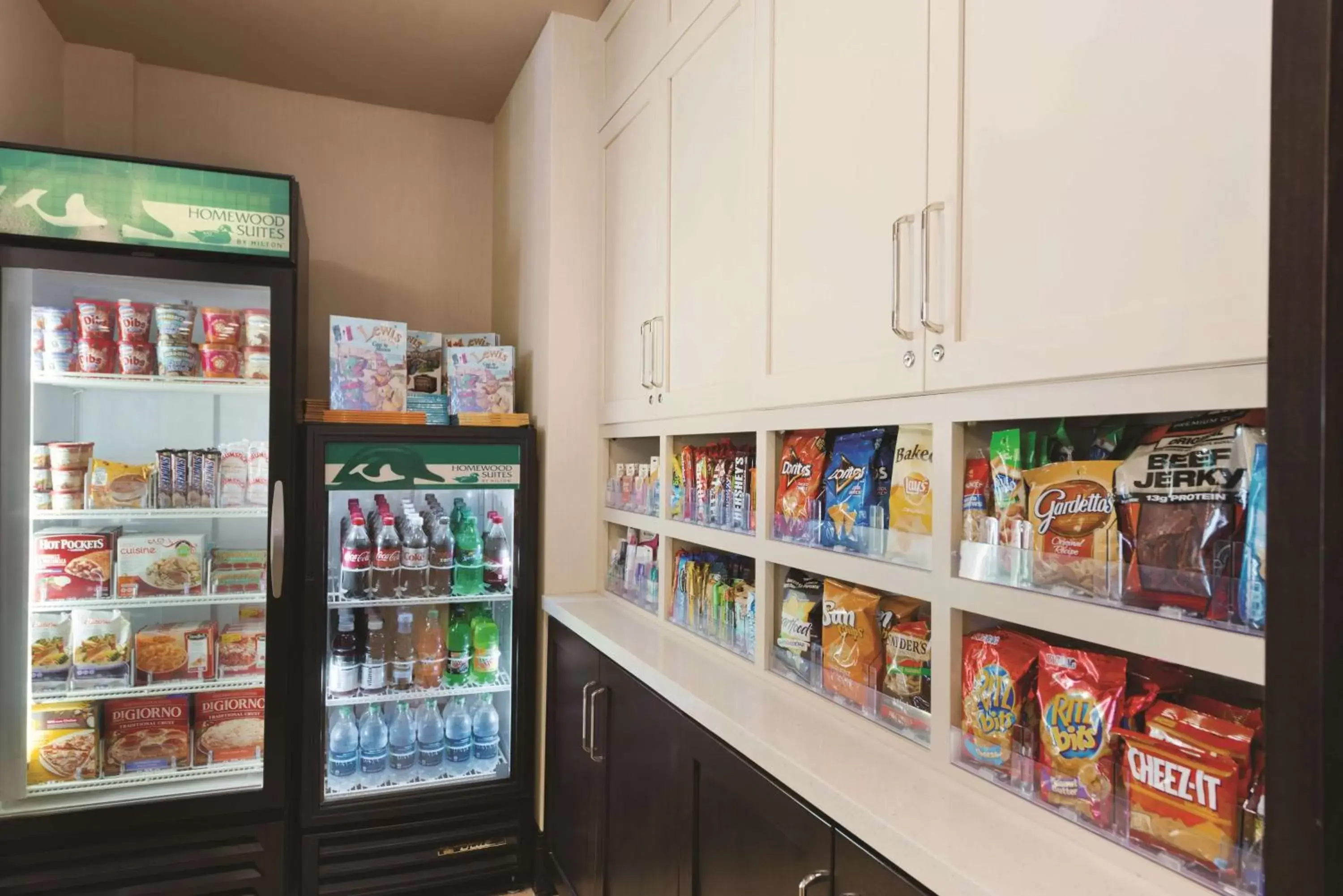 Restaurant/places to eat in Homewood Suites Mobile Restaurant/places to eat in Homewood Suites Mobile