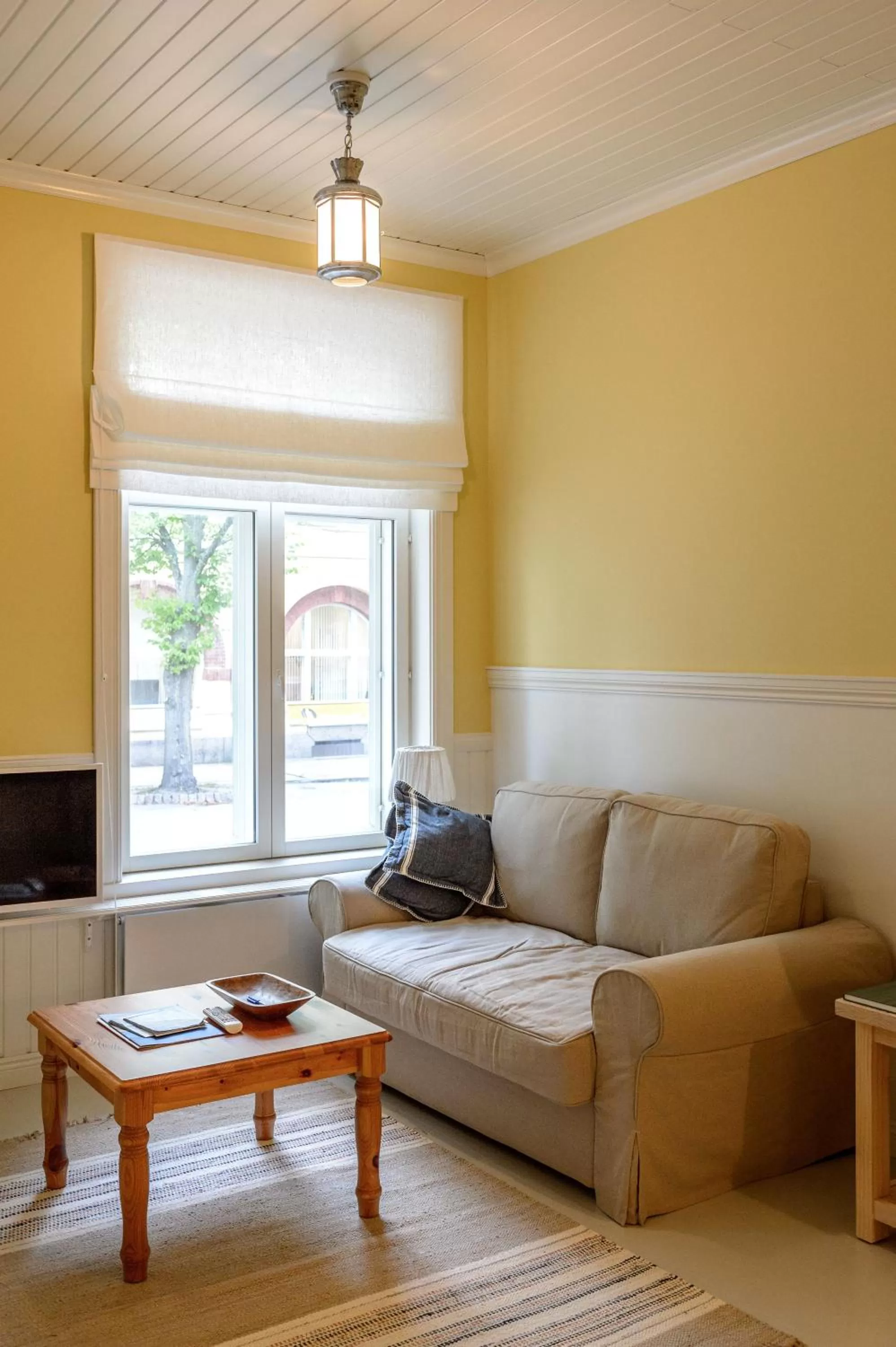 Bed, Seating Area in Hotel Bulevard