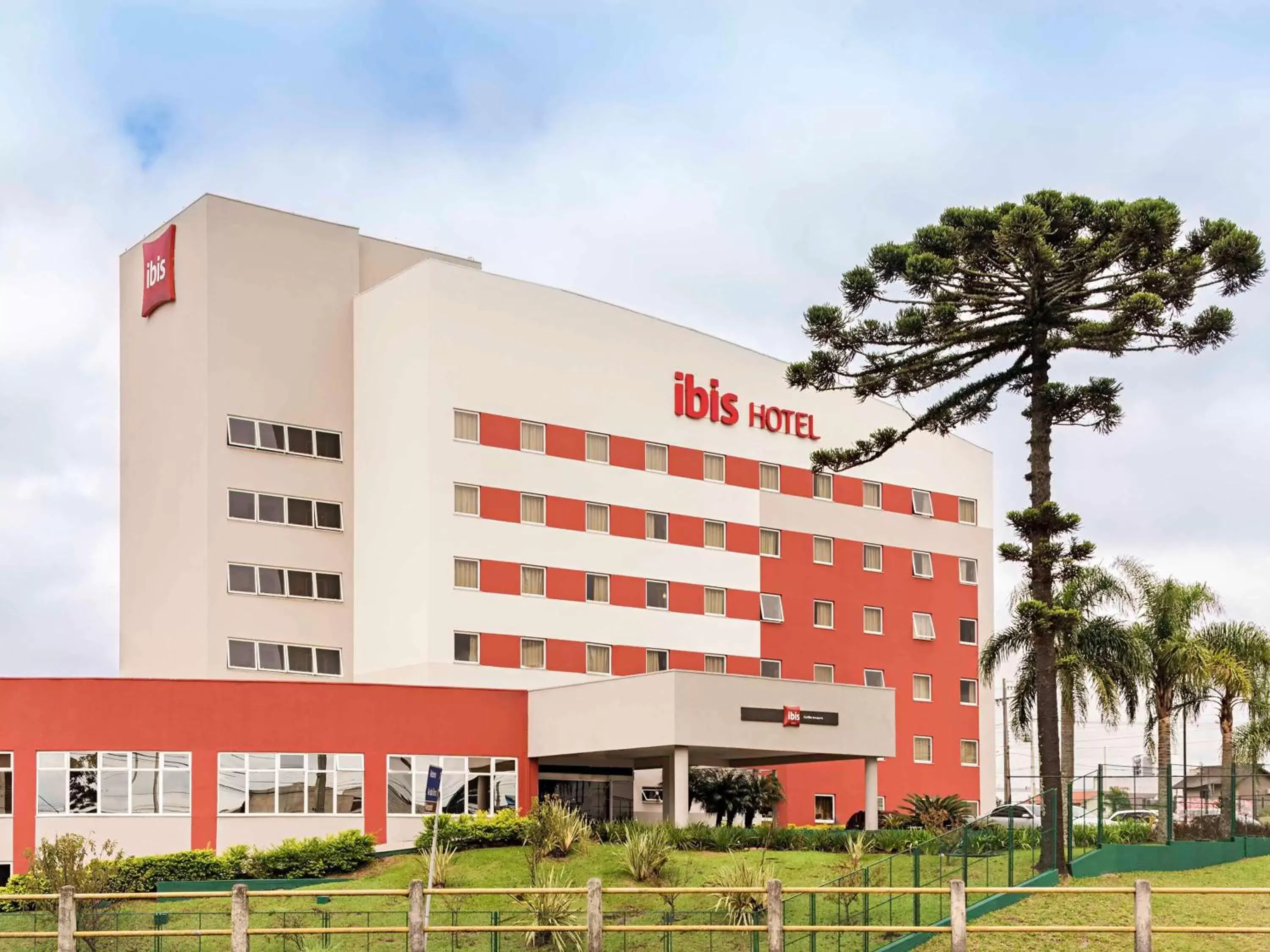 Property Building in ibis Curitiba Aeroporto