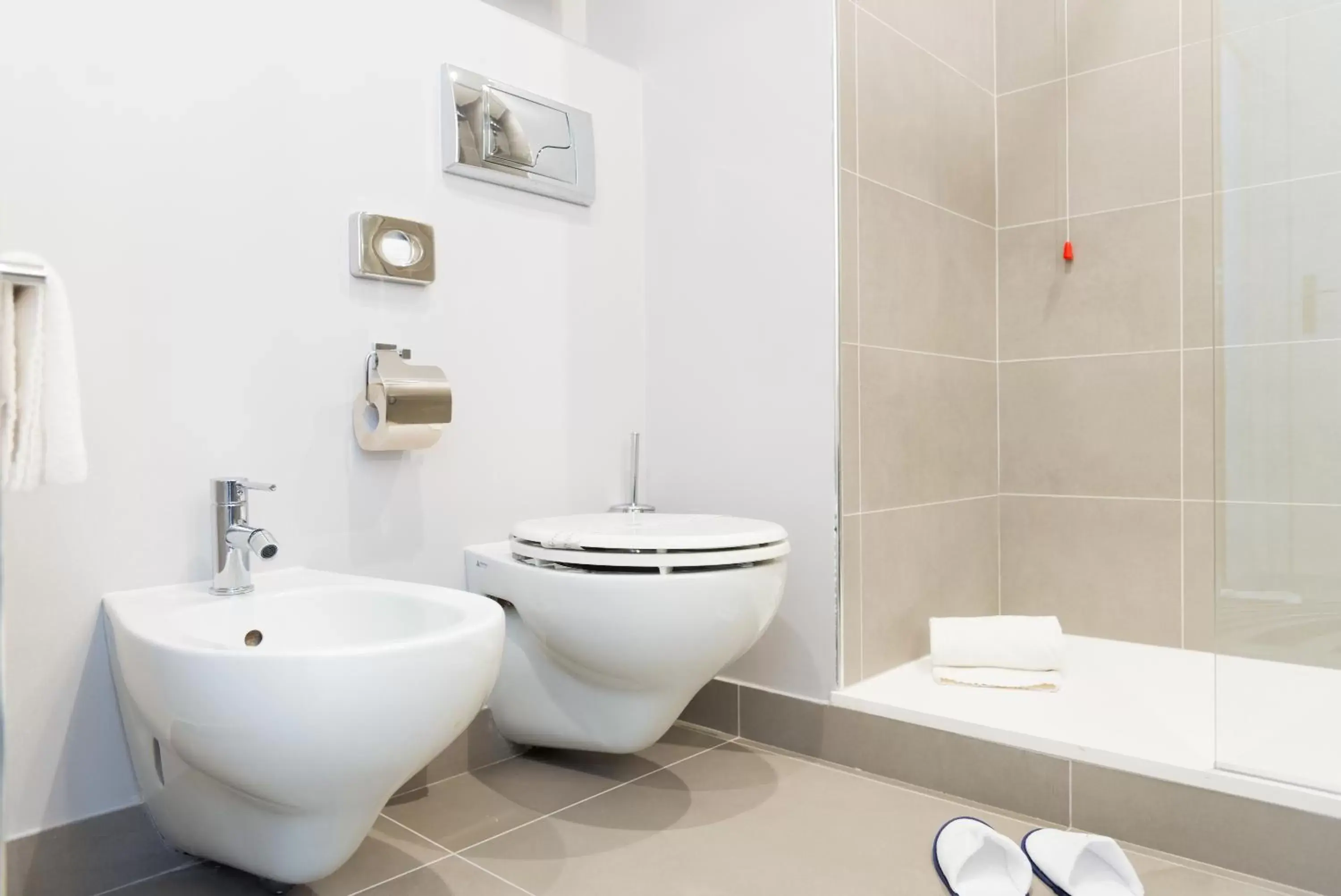 Toilet, Bathroom in Novotel Firenze Nord Aeroporto