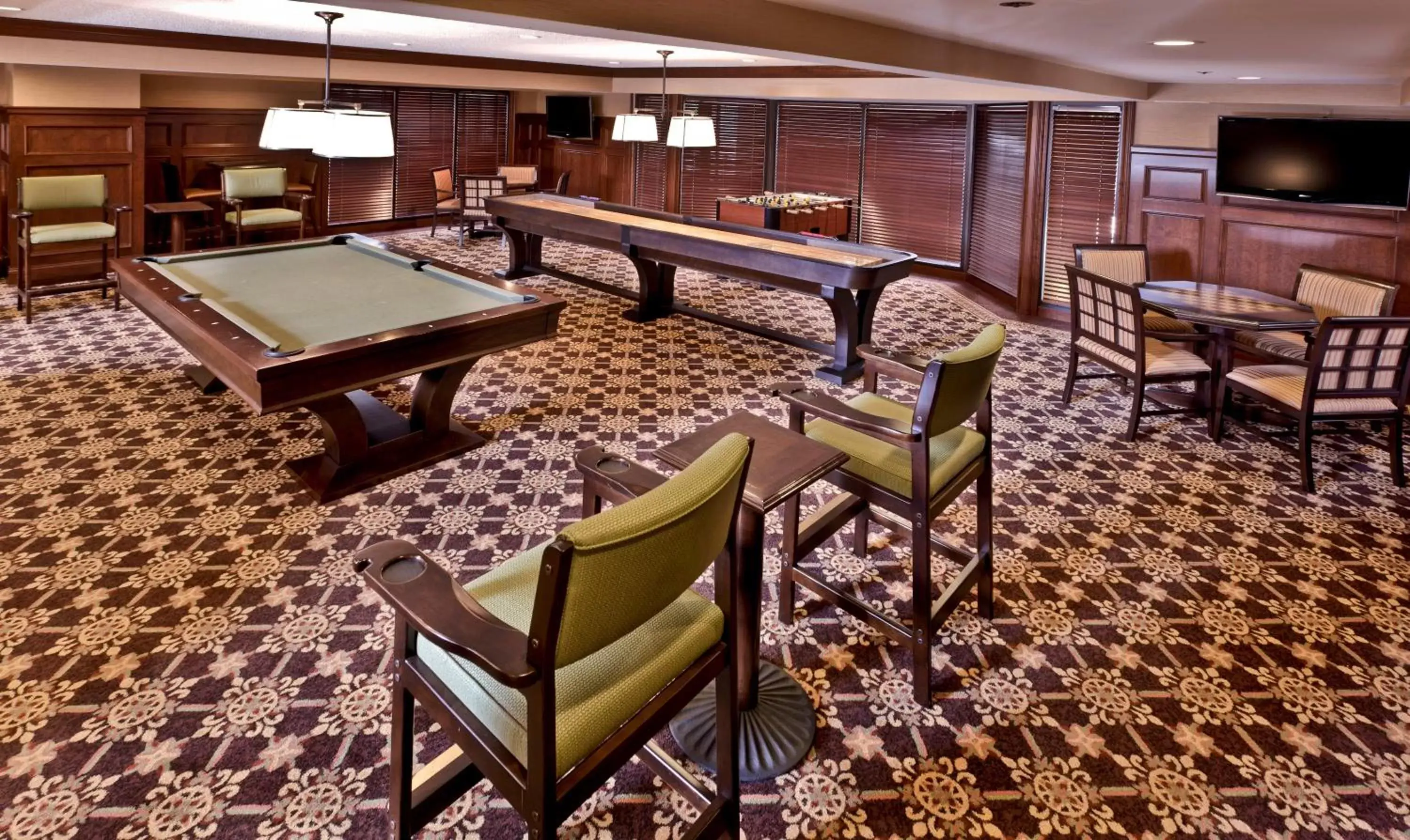 Game Room, Billiards in Ann Arbor Regent Hotel and Suites
