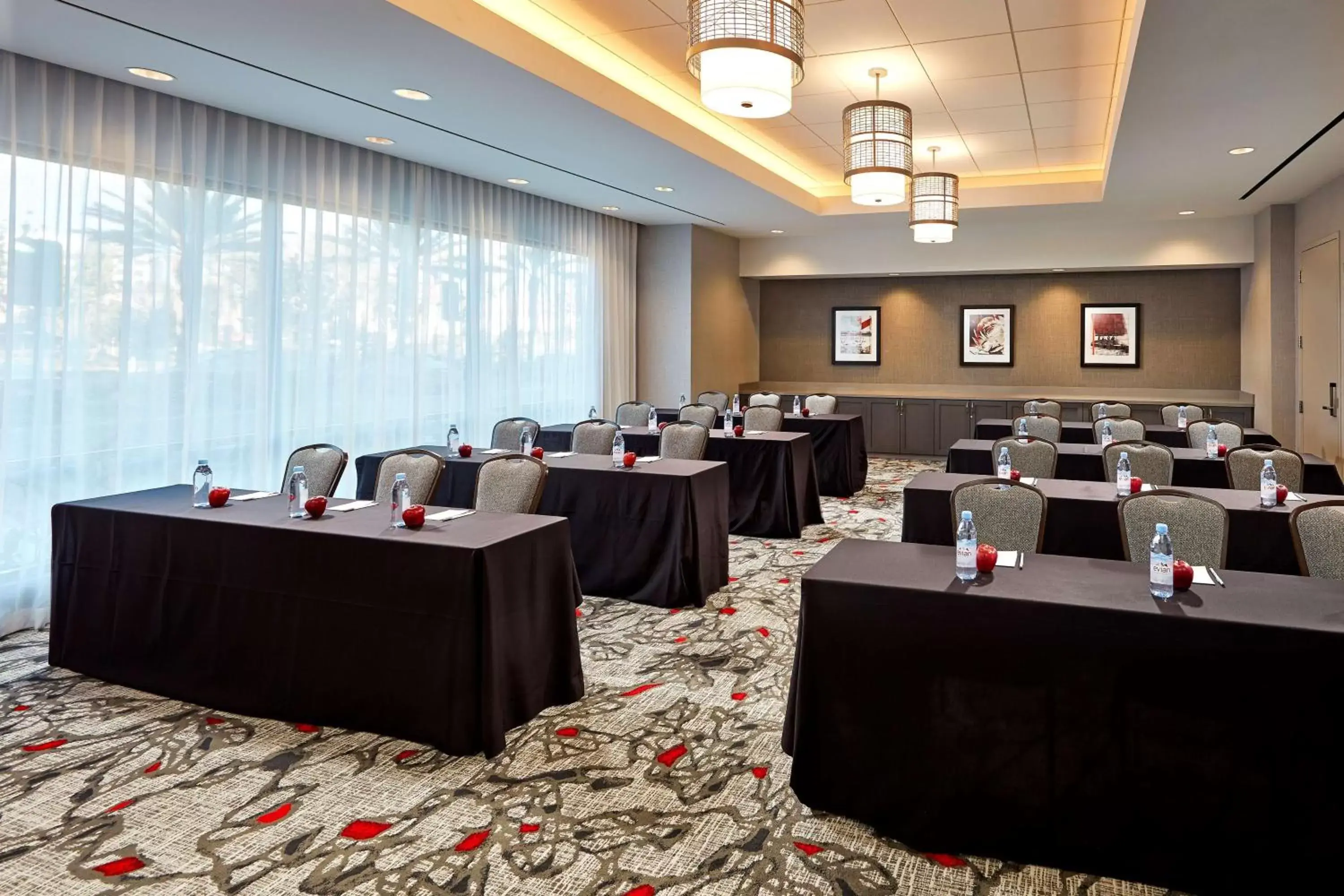 Meeting/conference room in Homewood Suites By Hilton Long Beach Airport