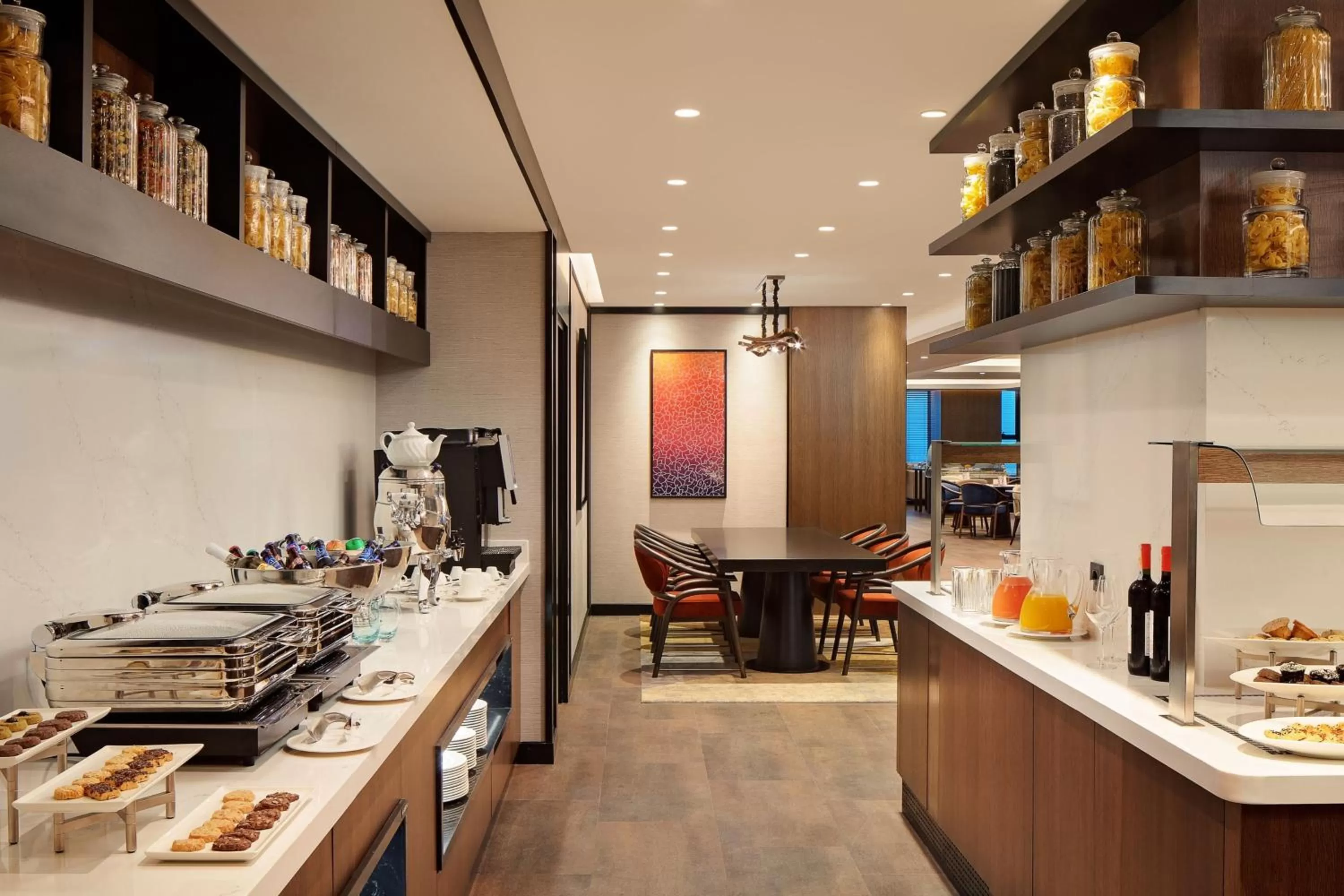 Lounge or bar in Sheraton Istanbul Esenyurt