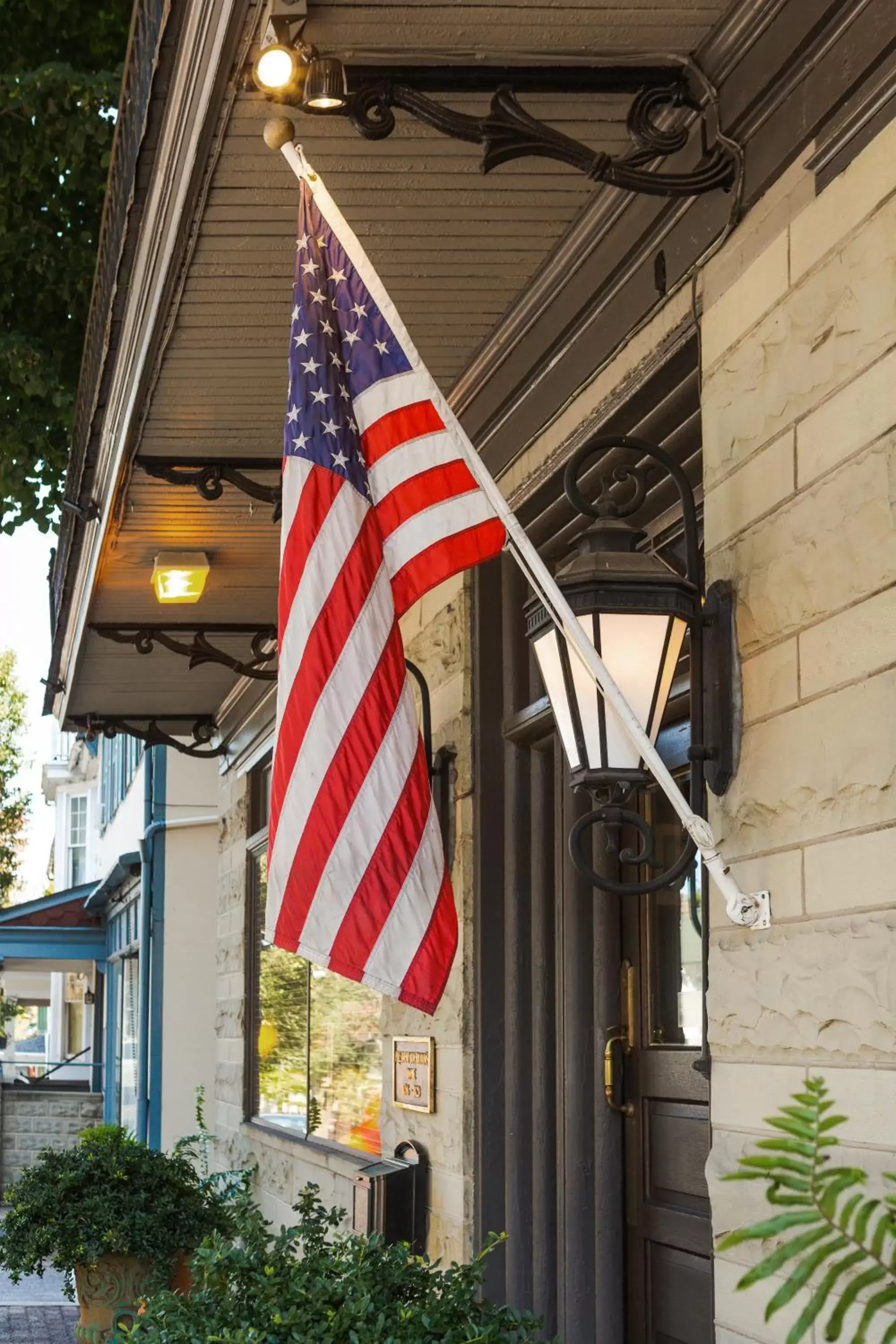 Property Building in James Buchanan Hotel