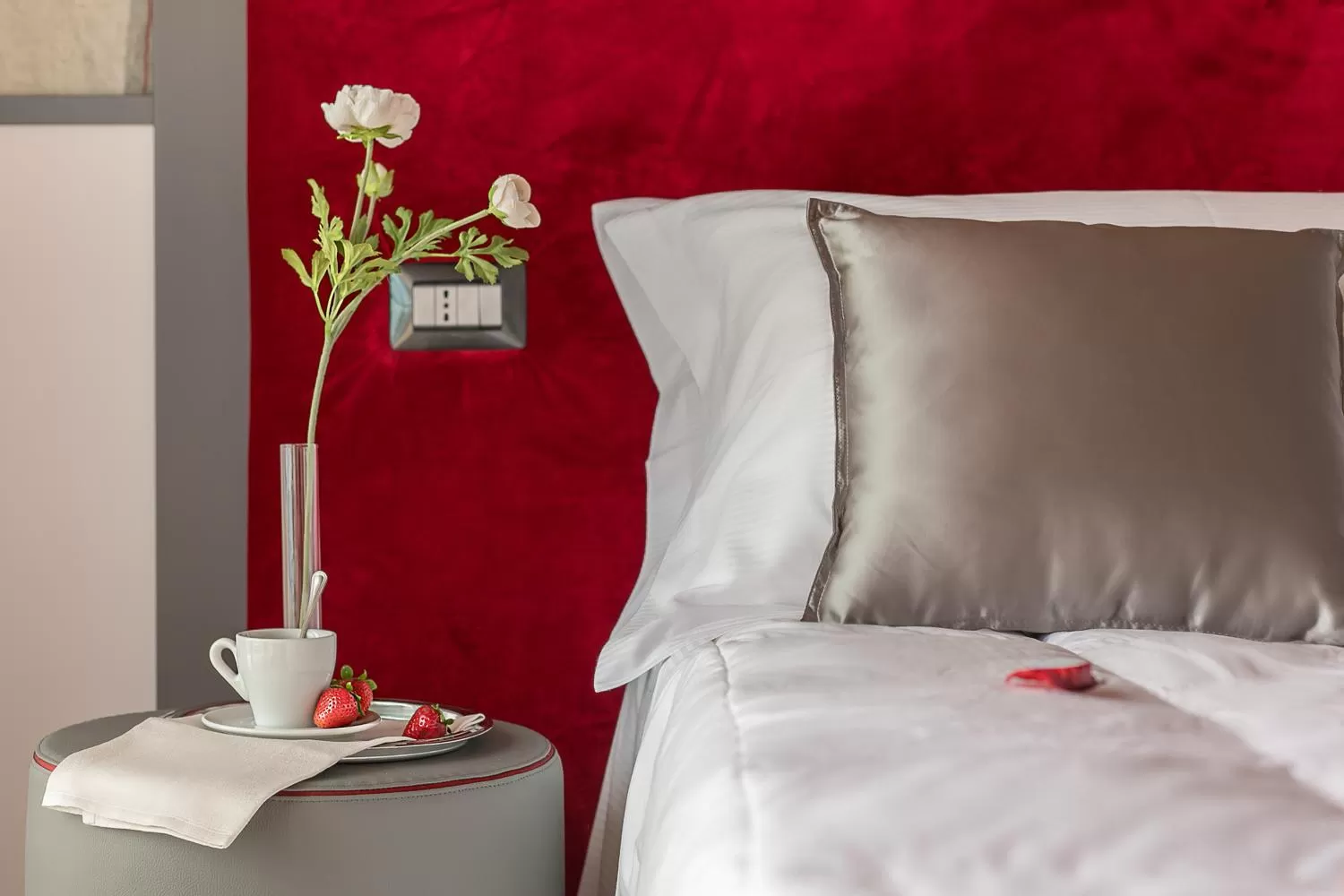 Photo of the whole room, Bed in BellavistaRelax