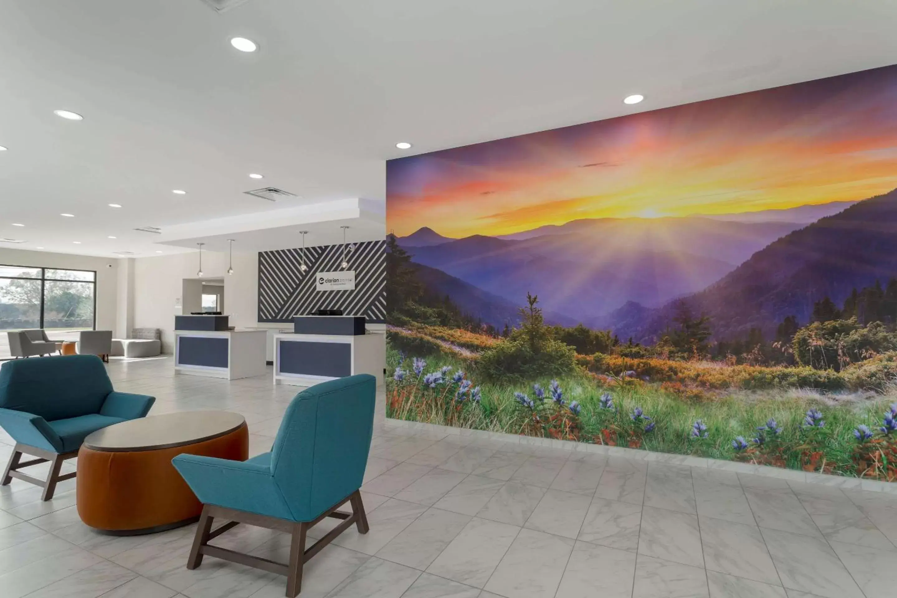 Lobby or reception in Clarion Pointe Kimball By Choice Hotels Lobby or reception in Clarion Pointe Kimball By Choice Hotels