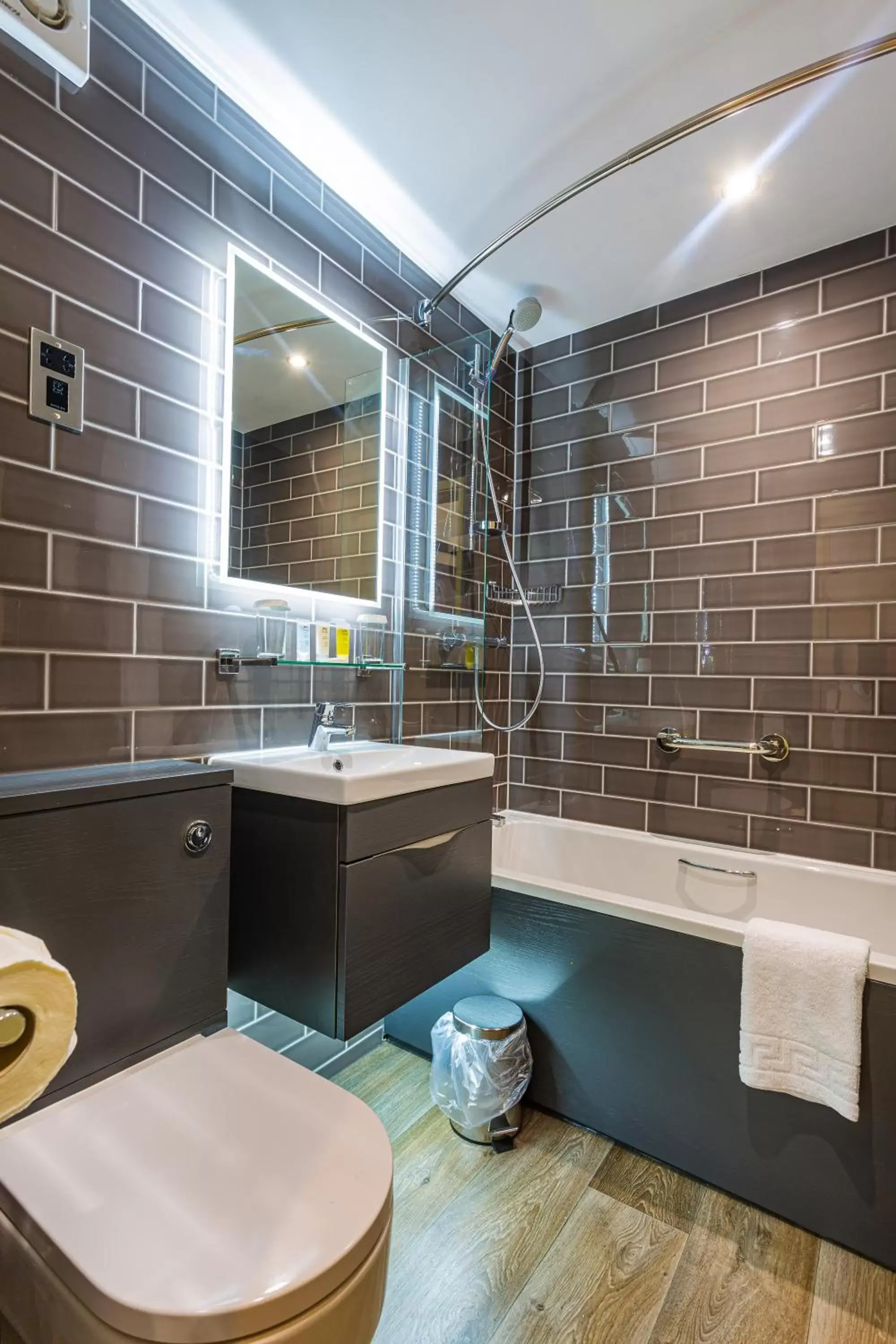 Bathroom in The Rutland Arms Hotel, Bakewell, Derbyshire