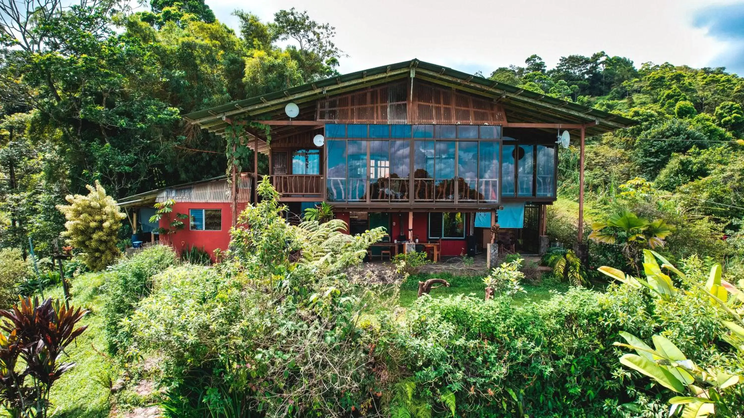Property Building in Birds & Breakfast Costa Rica