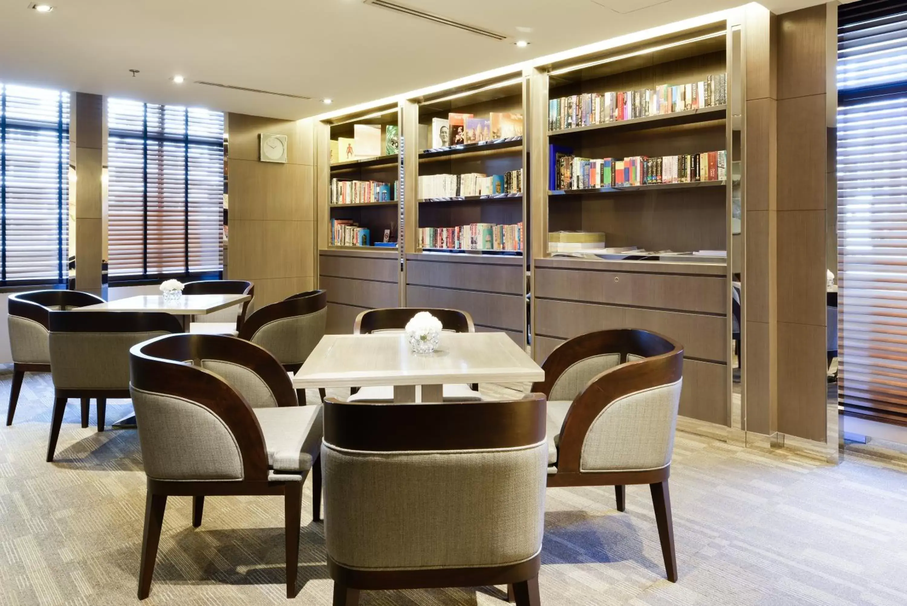 Library, Restaurant/Places to Eat in Centre Point Chidlom - SHA Extra Plus
