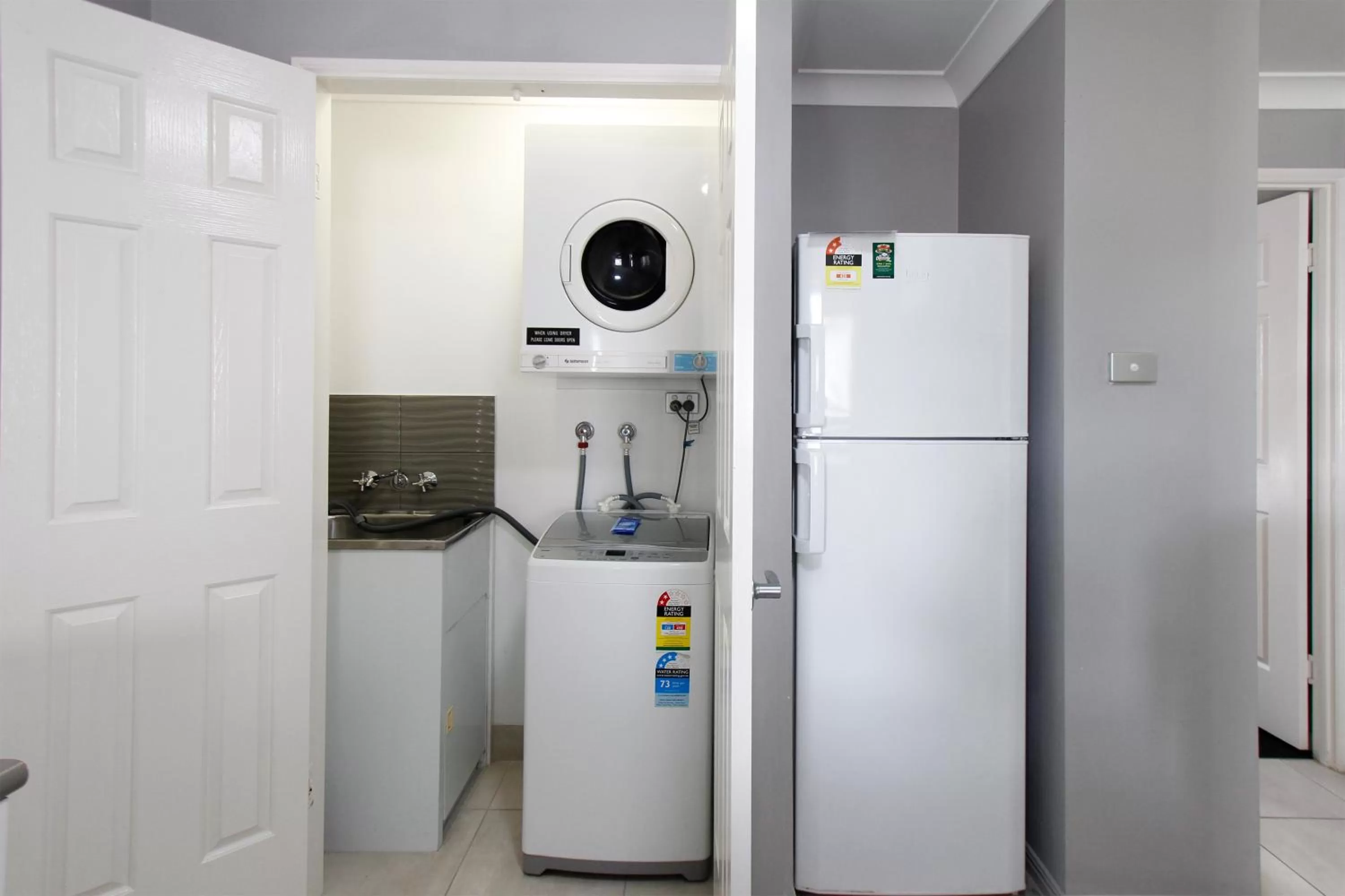 laundry in The Stirling Motel