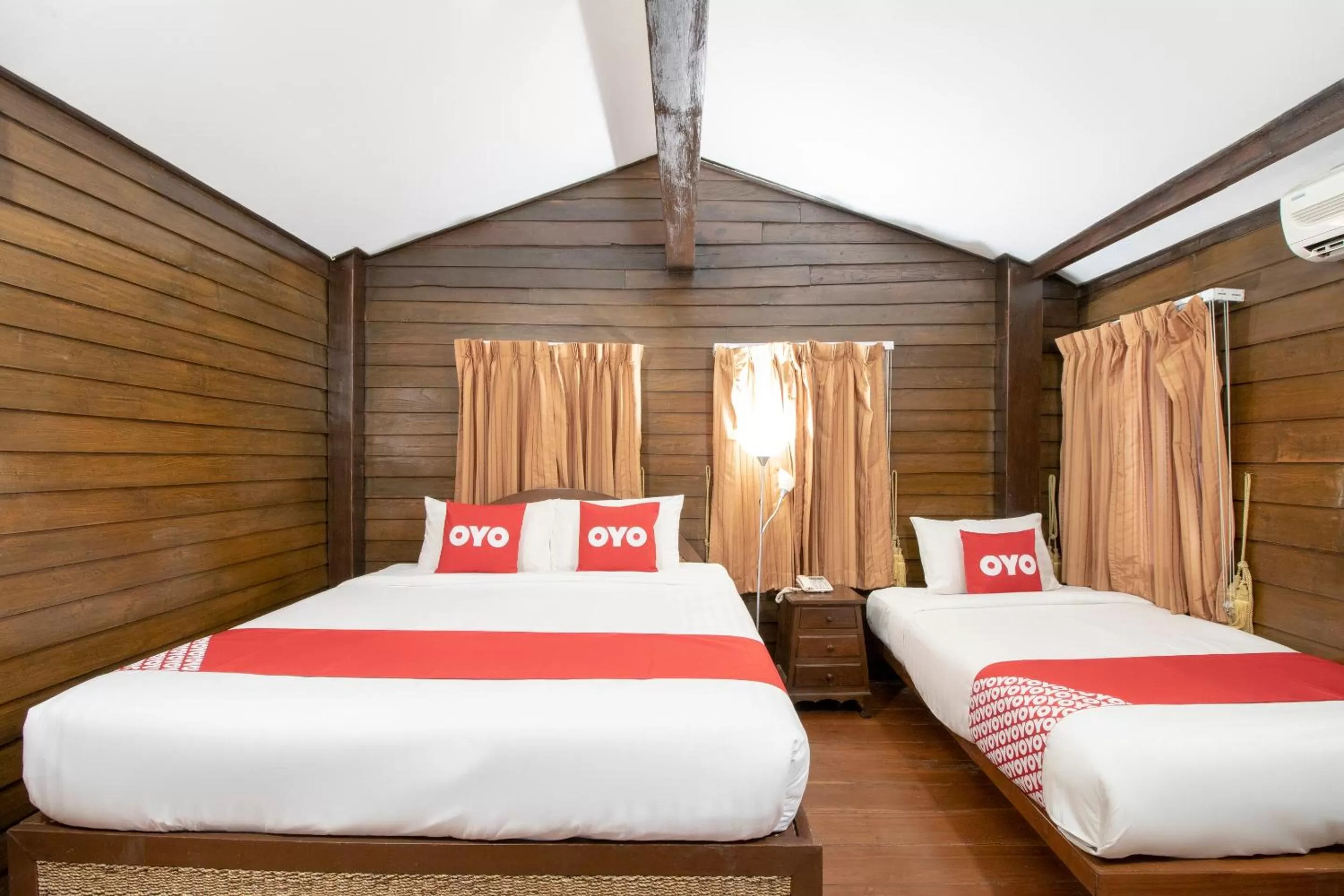 Bedroom, Room Photo in OYO 635 Sira Boutique Hotel