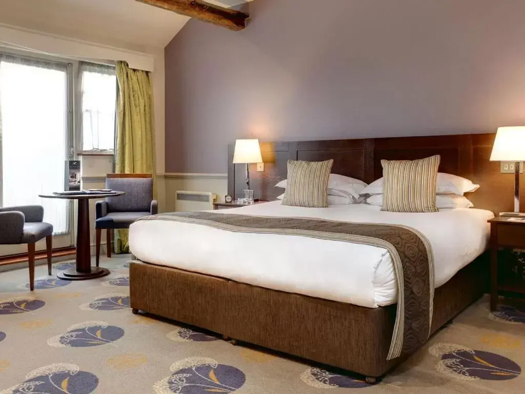Property building, Bed in Quy Mill Hotel & Spa, Cambridge
