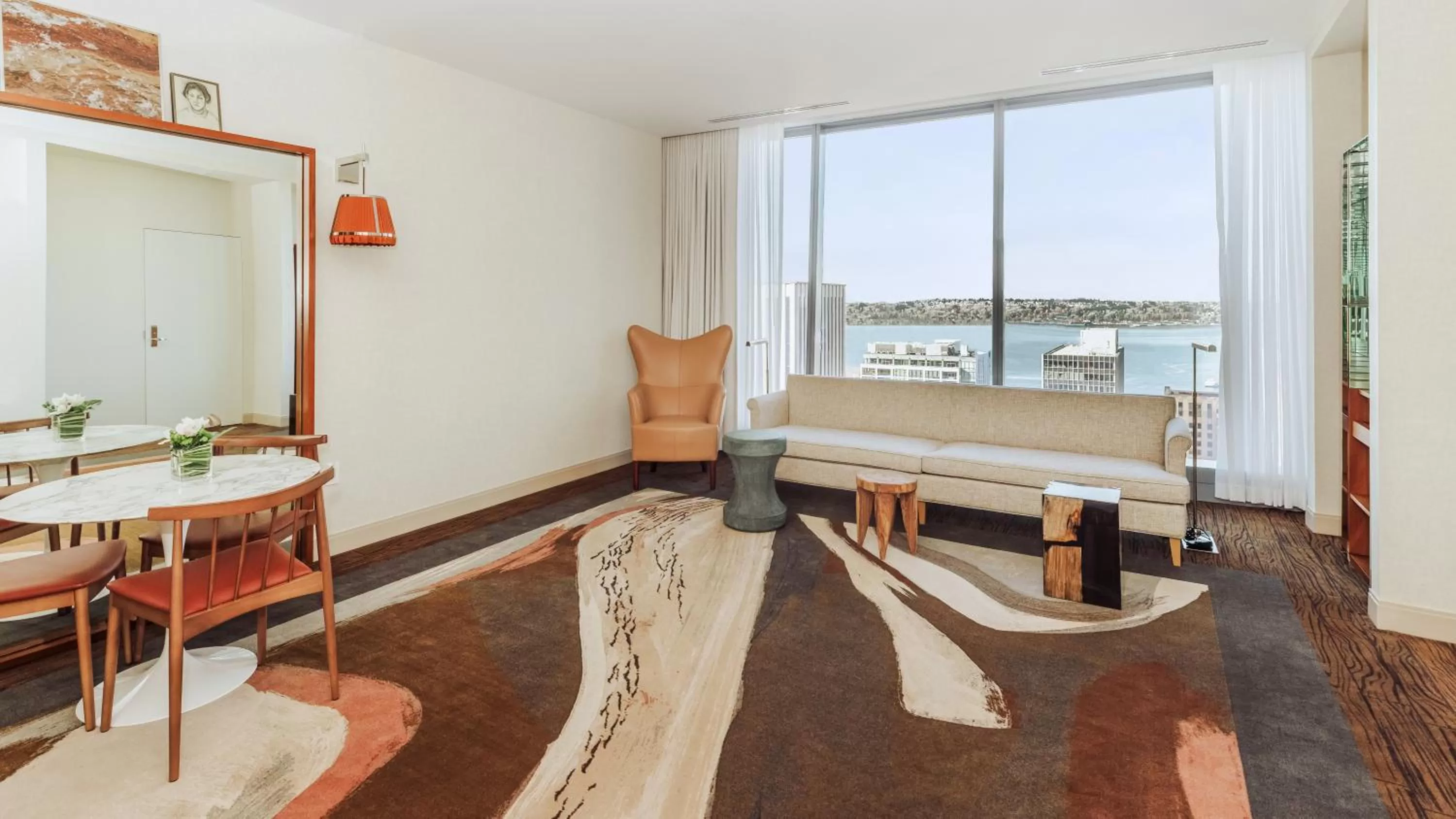 Living room in Lotte Hotel Seattle