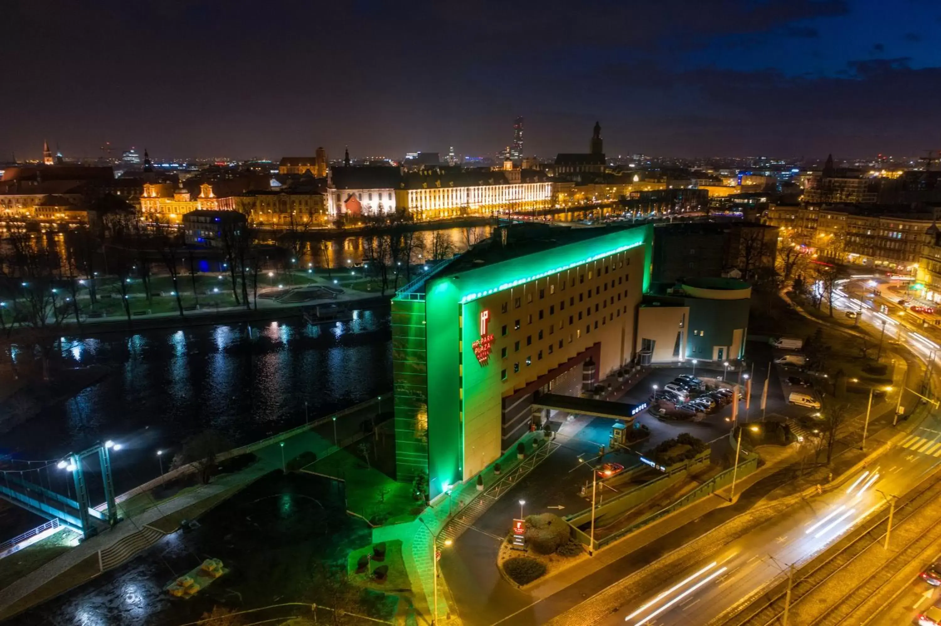 Property building in HP Park Plaza Property building in HP Park Plaza