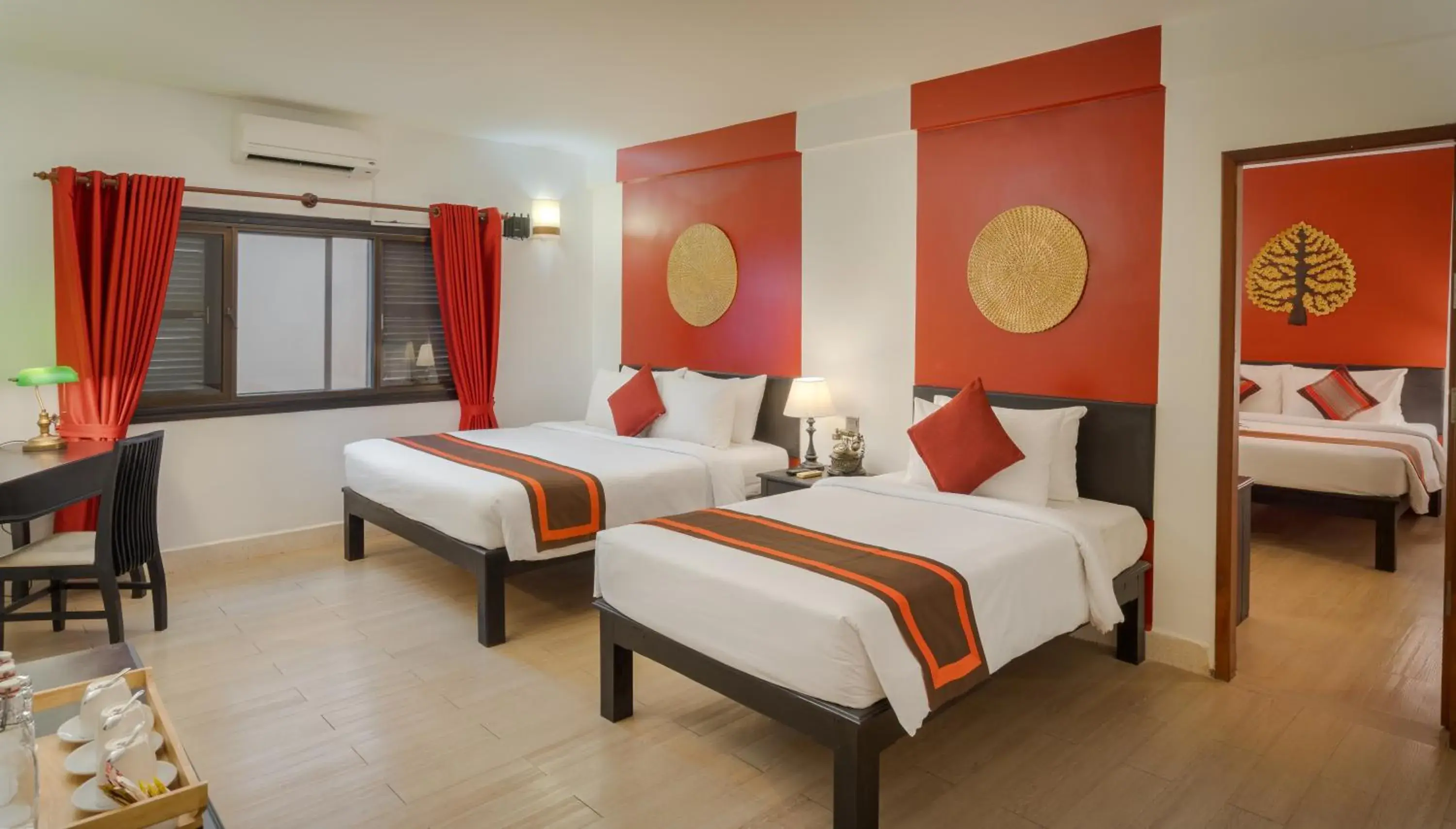 Bed in Pandora Suite D'Angkor