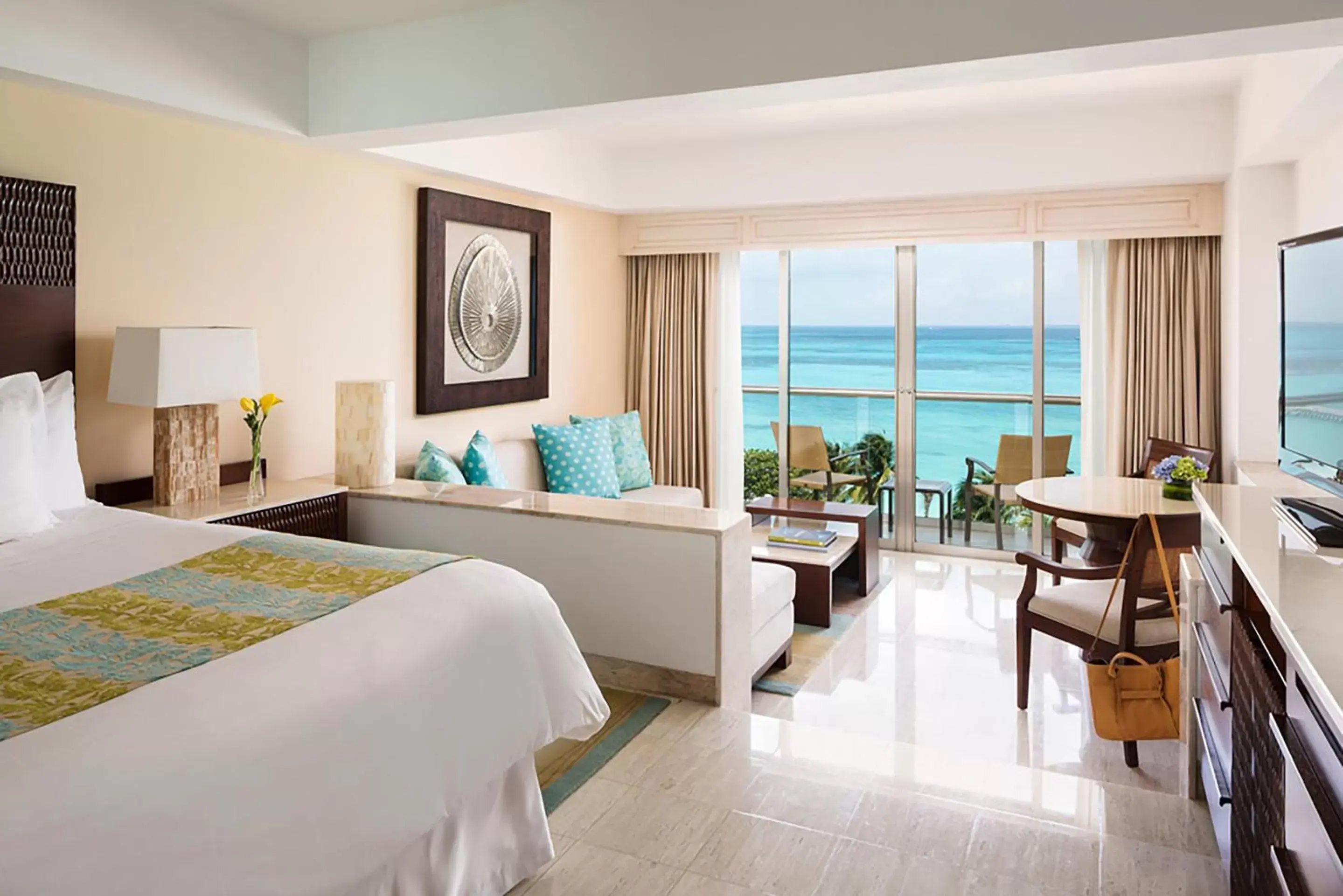 Bedroom in Grand Fiesta Americana Coral Beach Cancun - All Inclusive