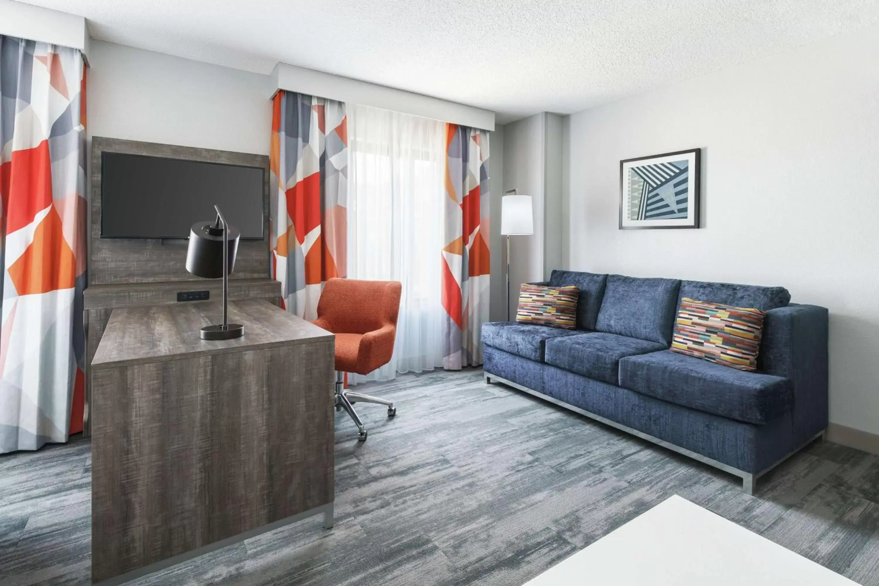 Bedroom, Seating Area in Hampton Inn & Suites Tampa Ybor City Downtown