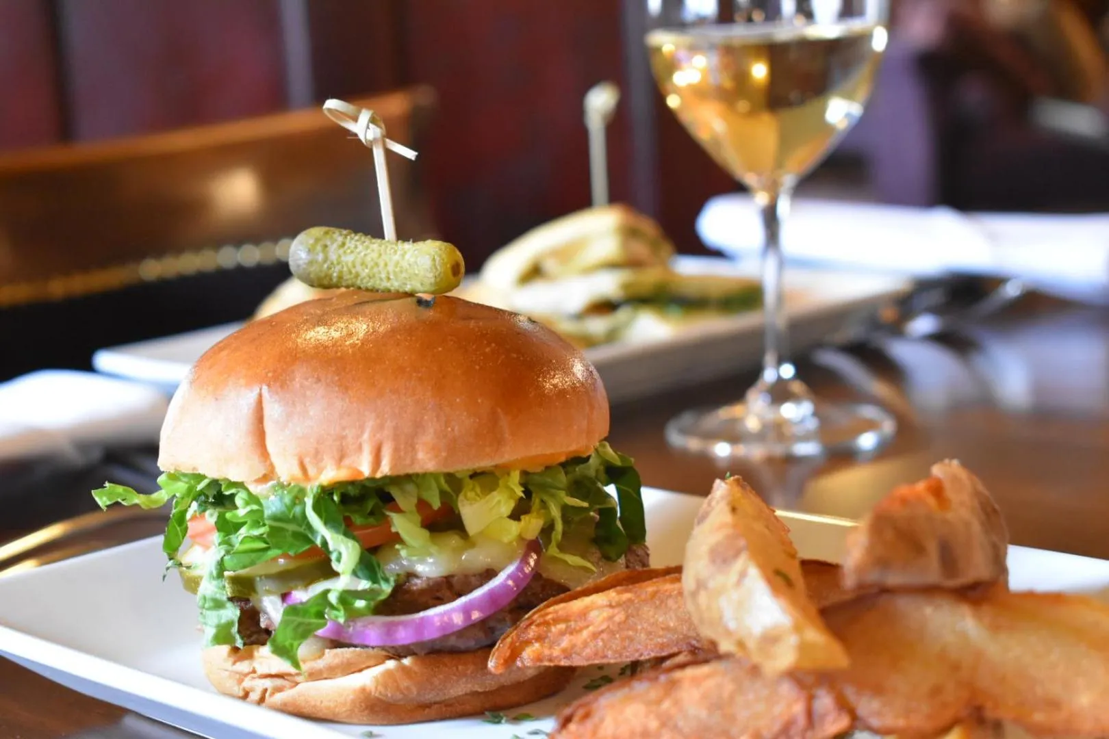 Restaurant/places to eat in The Detroit Club