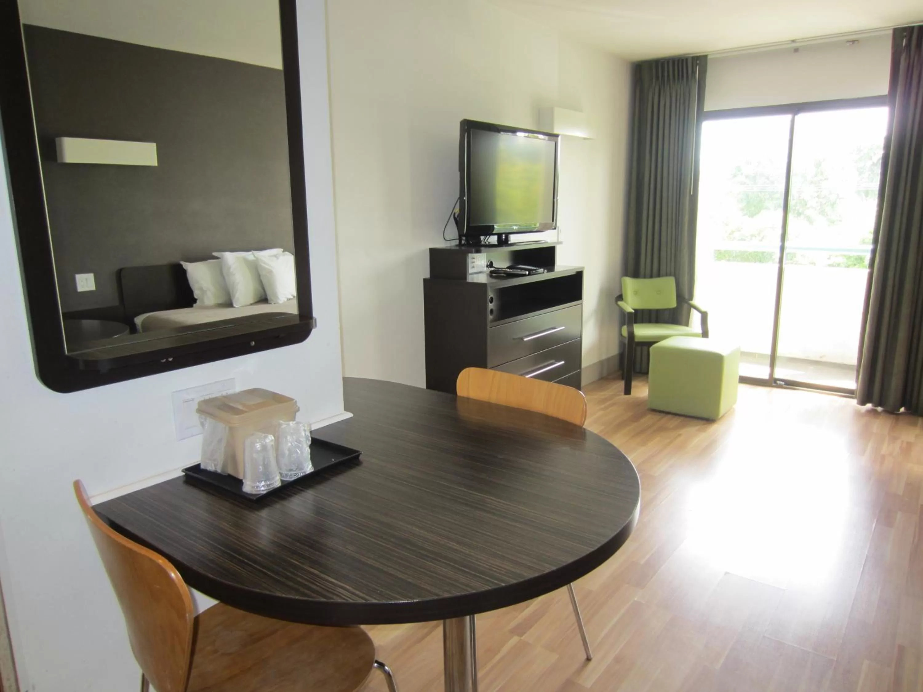 Day in Studio 6-Concord, CA