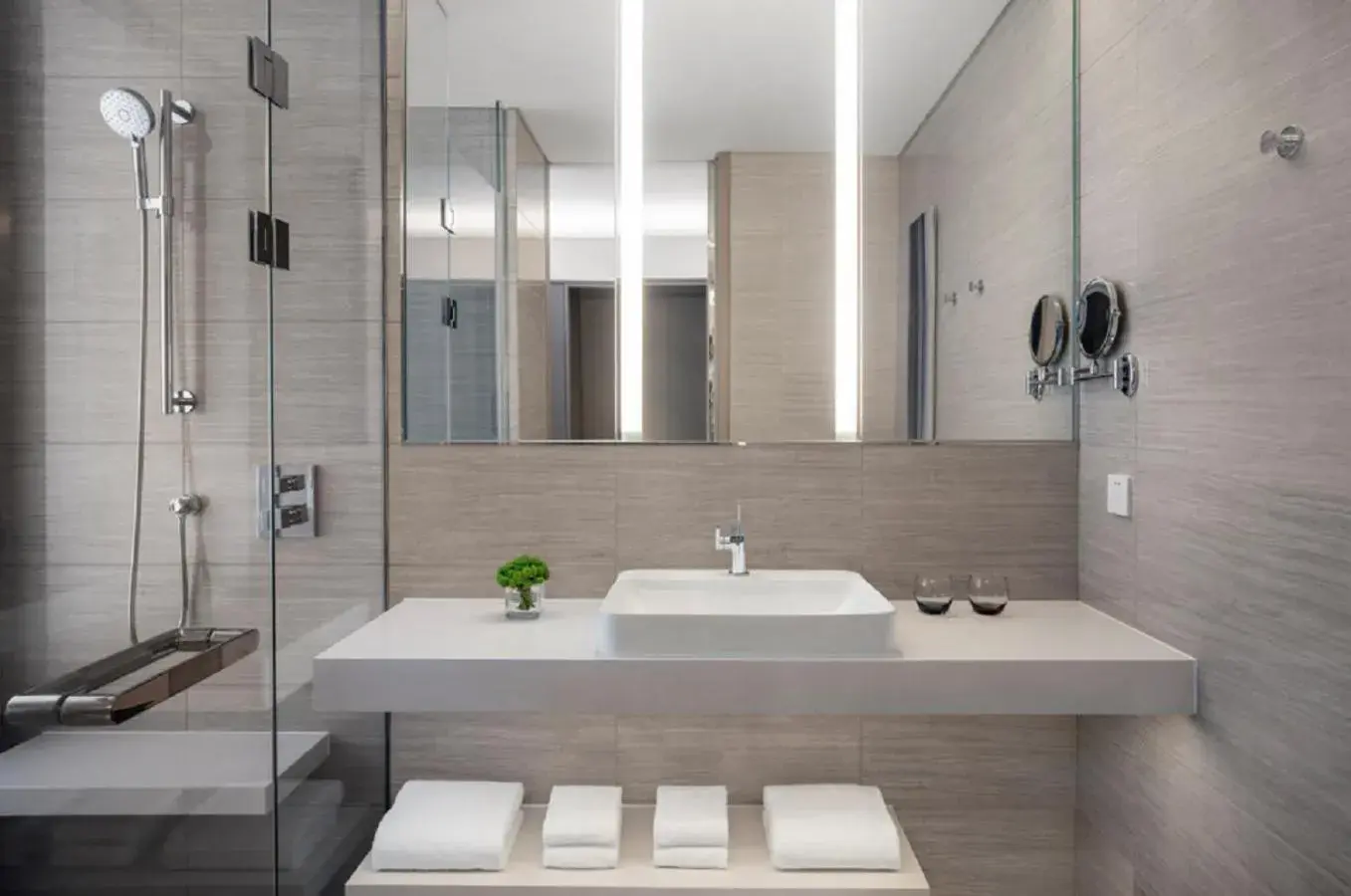 Bathroom in Courtyard by Marriott Shanghai Minhang