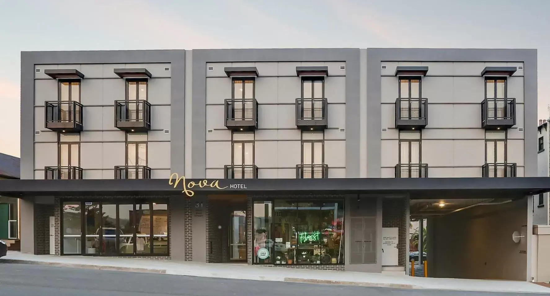 Property building in Nova Kiama Property building in Nova Kiama